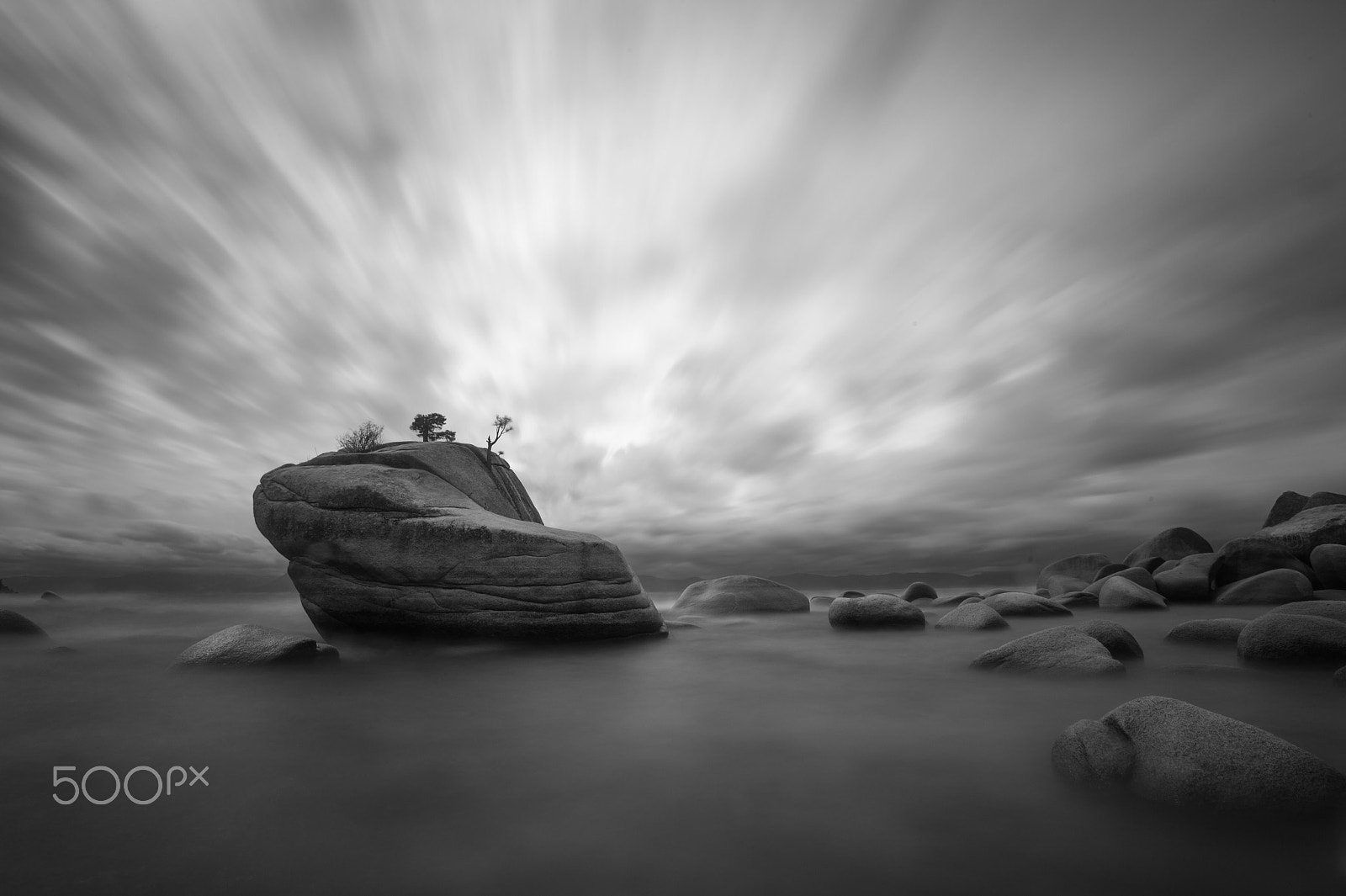 Nikon AF-S Nikkor 17-35mm F2.8D ED-IF sample photo. Bonsai rock photography