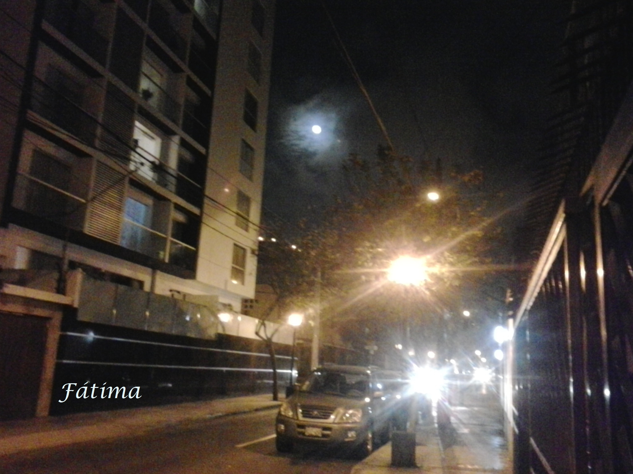 Samsung Galaxy Music Duos sample photo. La luna photography