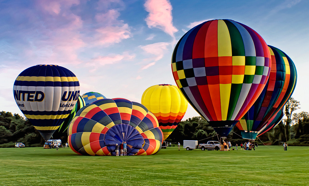 Nikon D80 + Sigma 18-50mm F2.8 EX DC Macro sample photo. Balloon festival photography