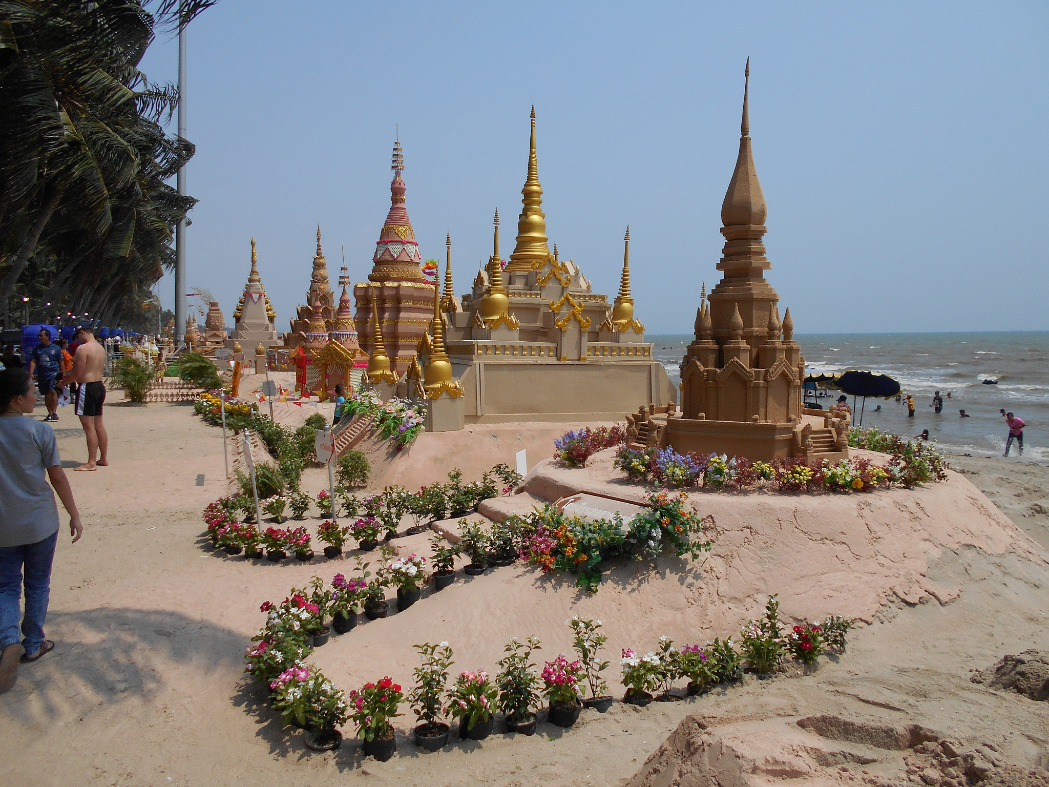 Nikon Coolpix S2900 sample photo. Sand art photography