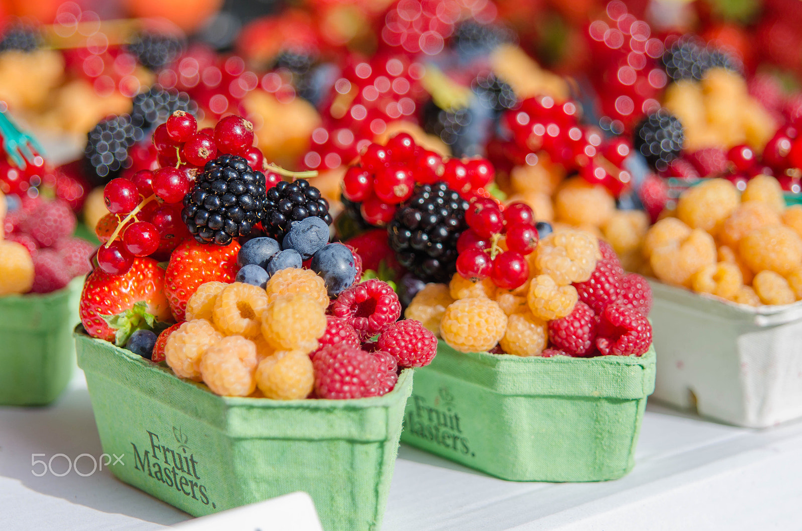 Sigma 24-70mm F2.8 EX DG HSM sample photo. Fresh berries photography