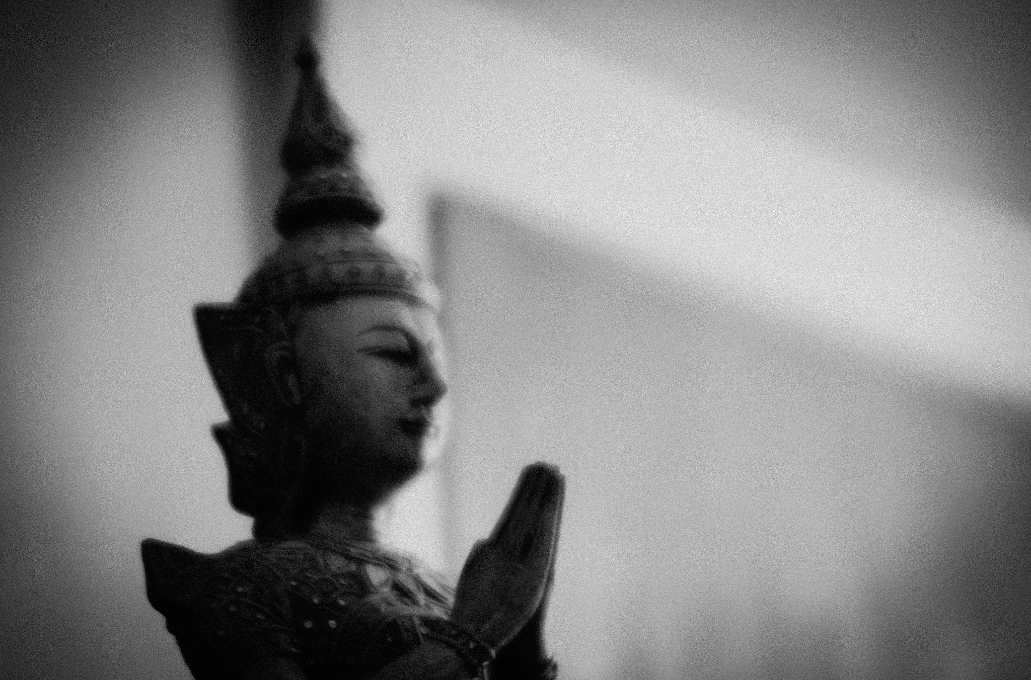 Canon EOS 6D + Canon EF 135mm F2.8 SF sample photo. Bedroom buddha photography