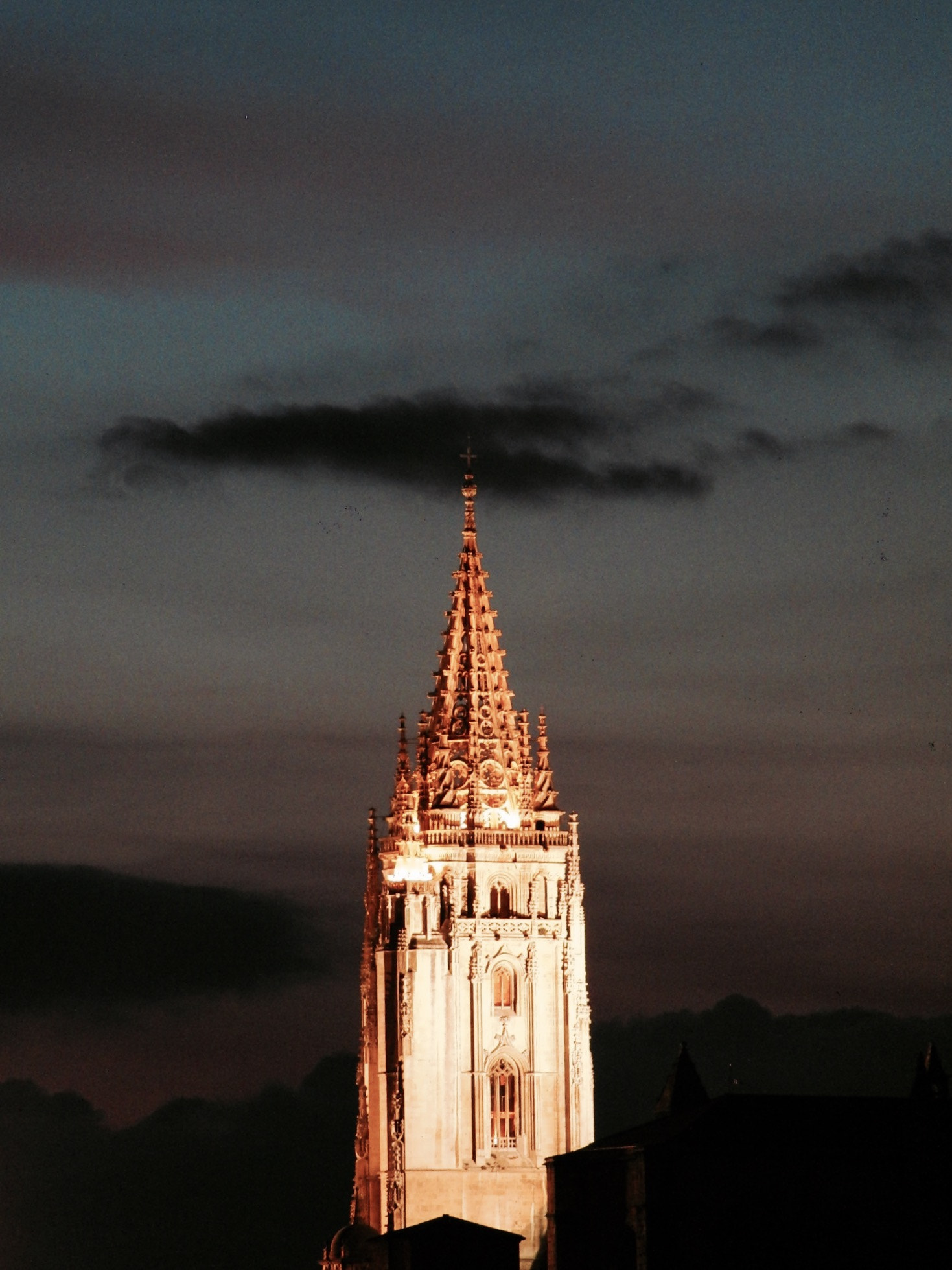 CASIO EX-F1 sample photo. Detalle catedral oviedo! photography