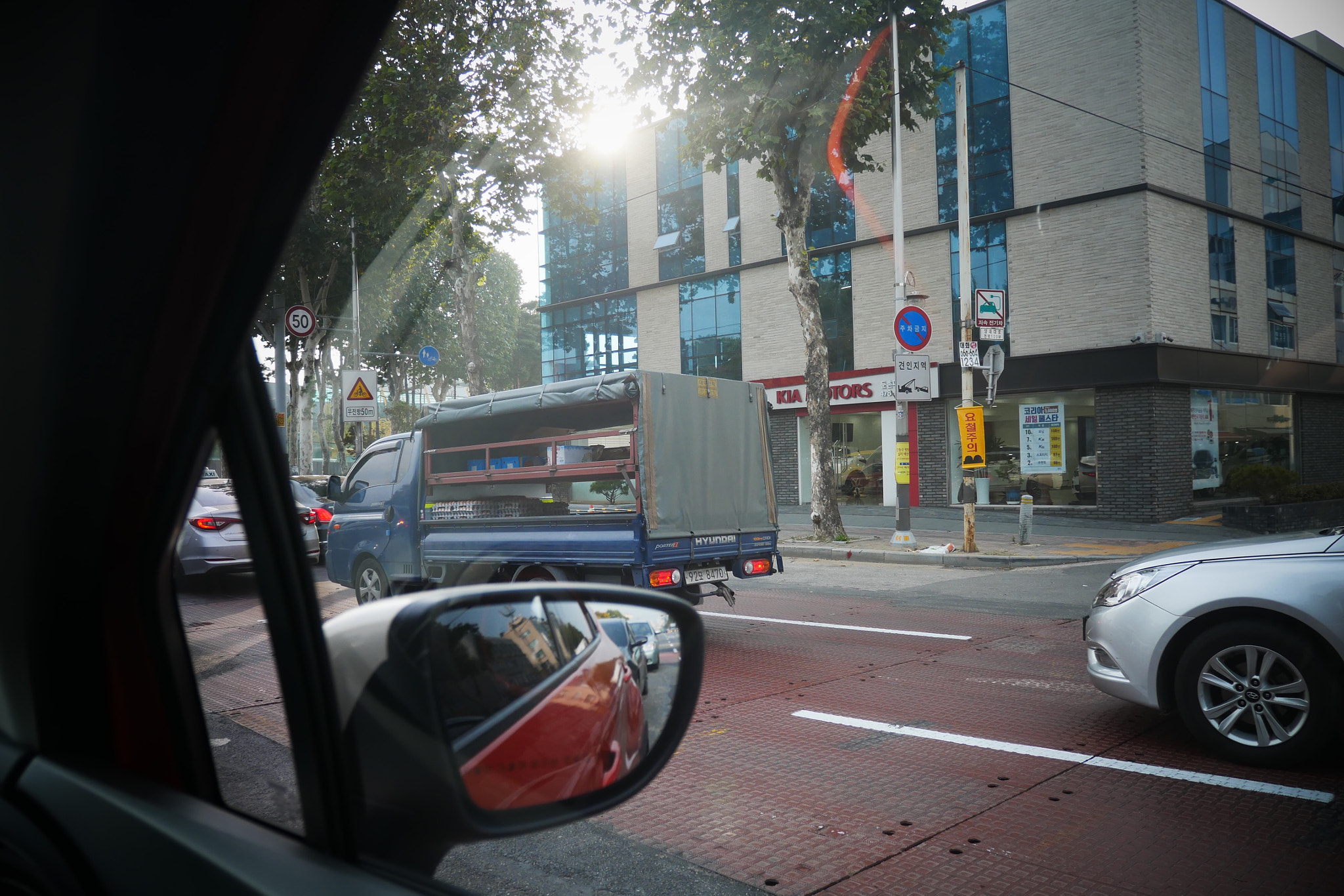 Panasonic Lumix DMC-GX85 (Lumix DMC-GX80 / Lumix DMC-GX7 Mark II) sample photo