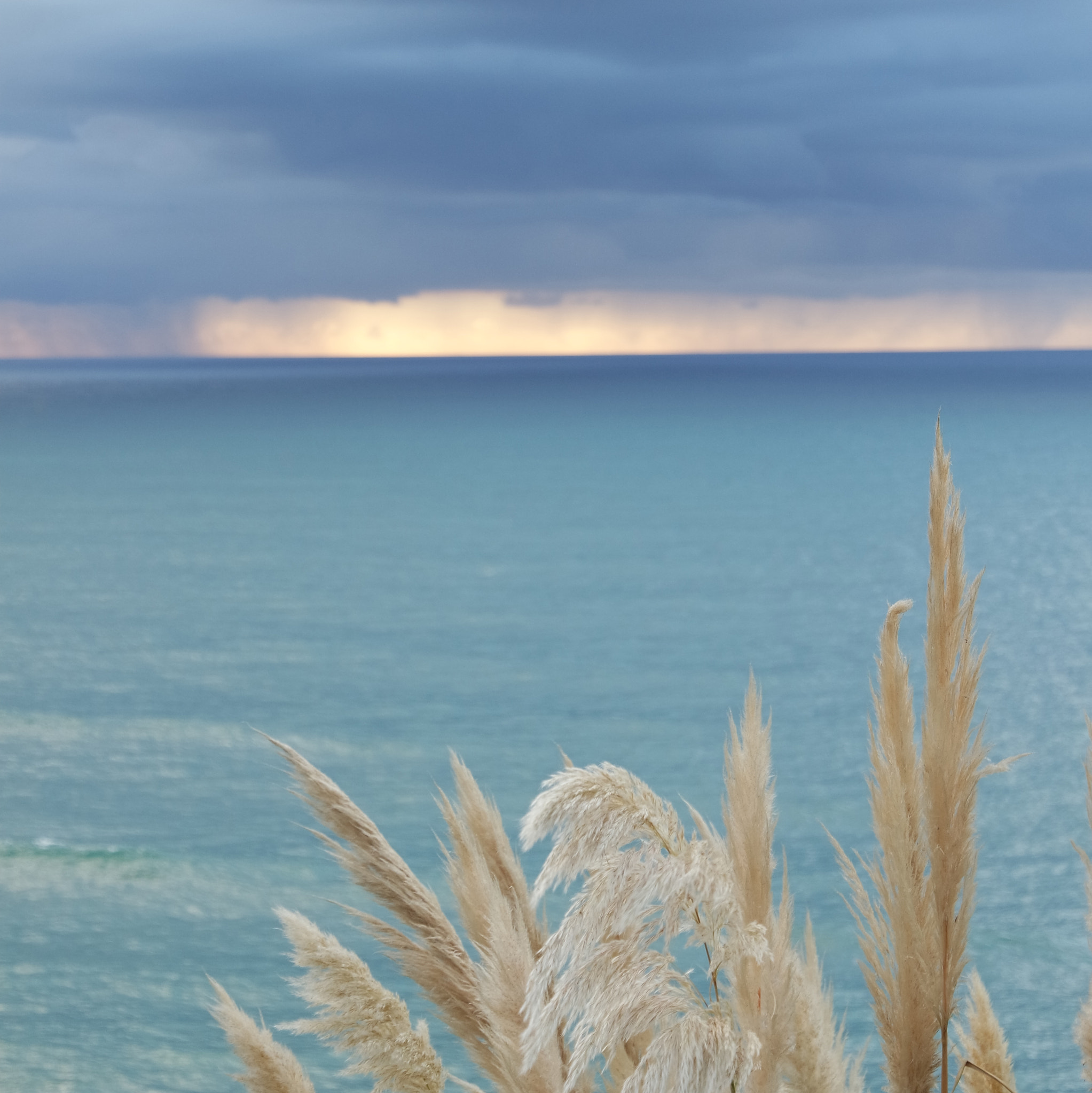 Samsung NX 16-50mm F3.5-5.6 Power Zoom ED OIS sample photo. Horizon mystérieux photography