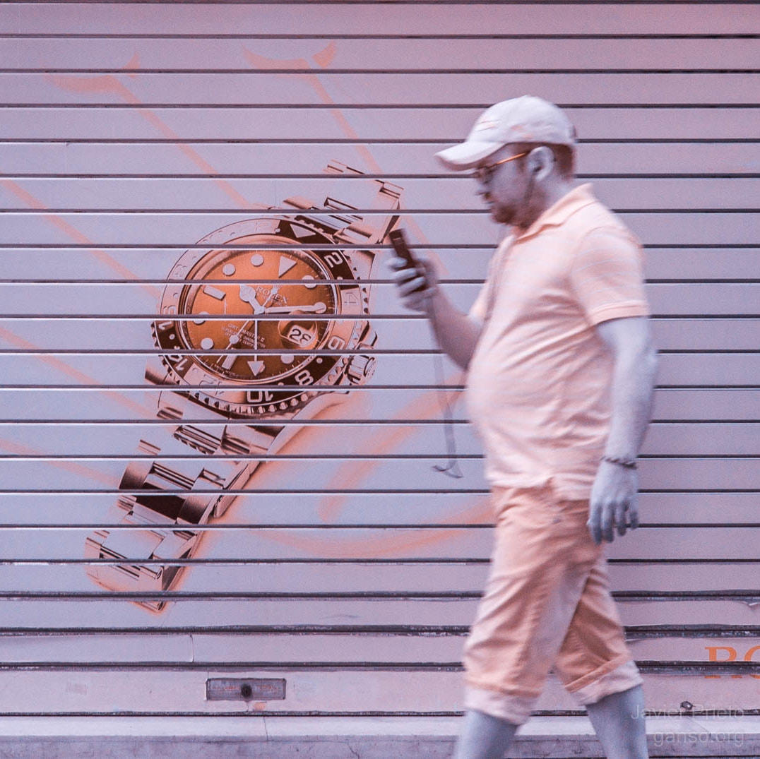 Sony Alpha NEX-5N sample photo. Watching time photography