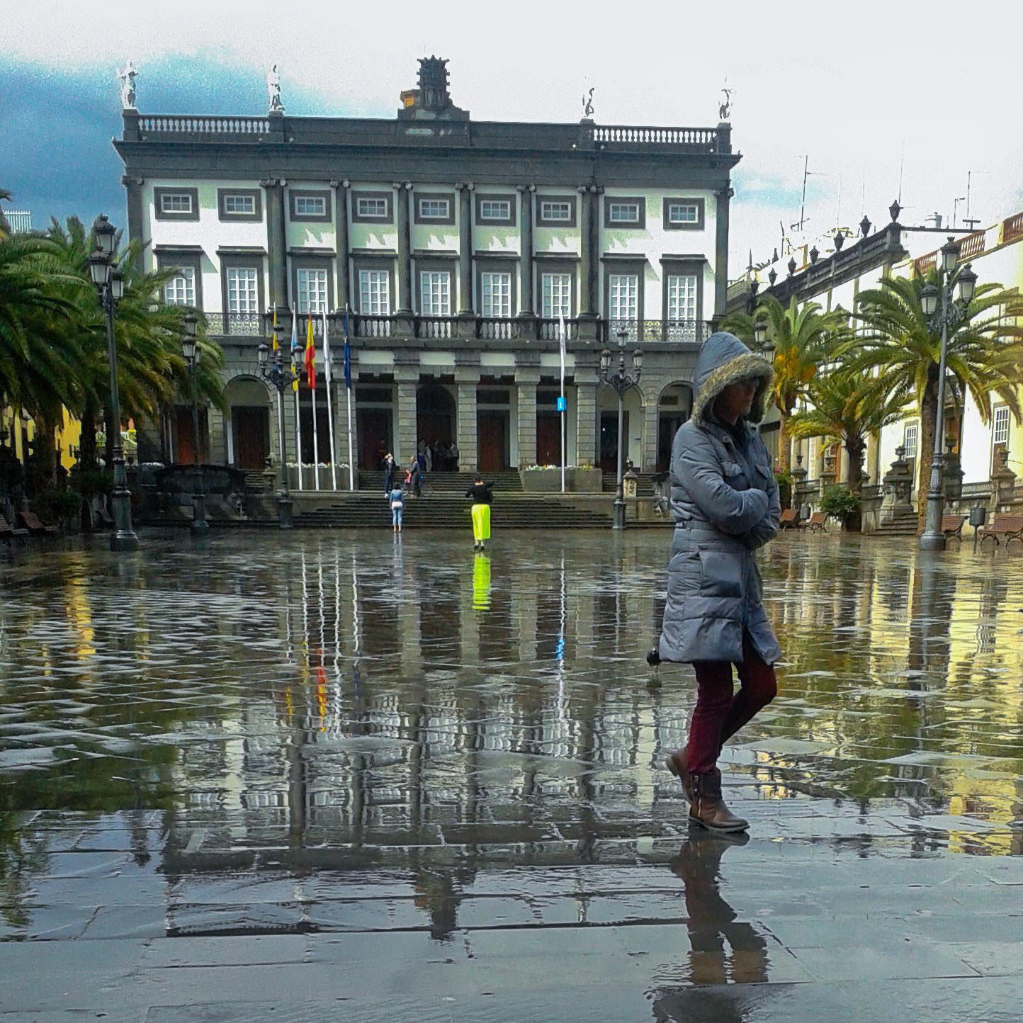 Samsung Galaxy Trend Plus sample photo. Plaza de santa ana después de la lluvia photography