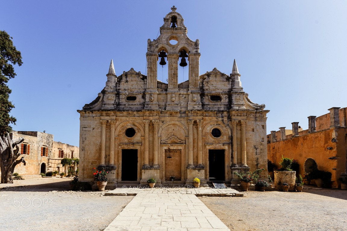 Canon EOS 6D + Canon EF 16-35mm F4L IS USM sample photo. Arkadi monastery photography