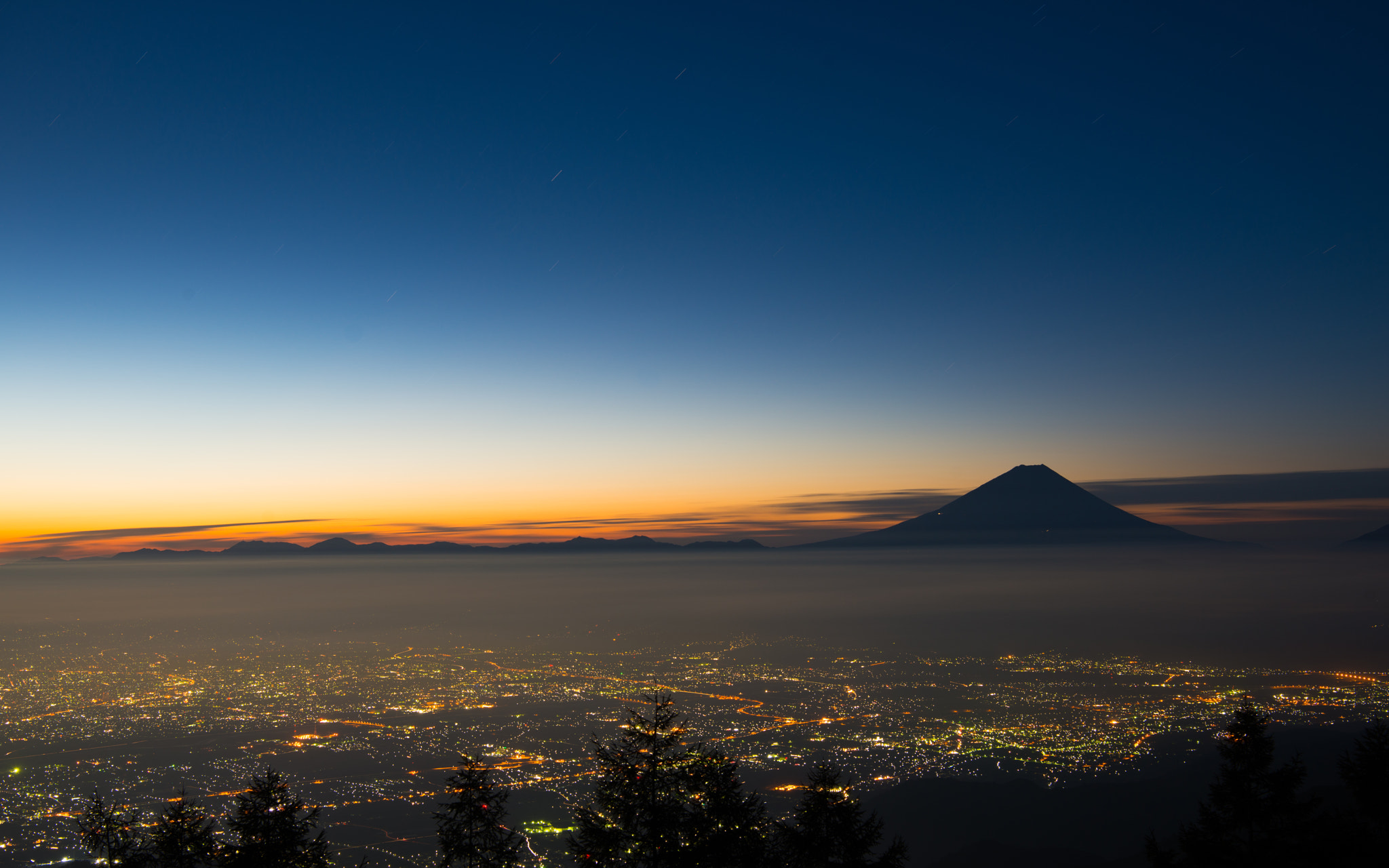 Nikon AF-S Nikkor 24-70mm F2.8E ED VR sample photo. Fuji night photography