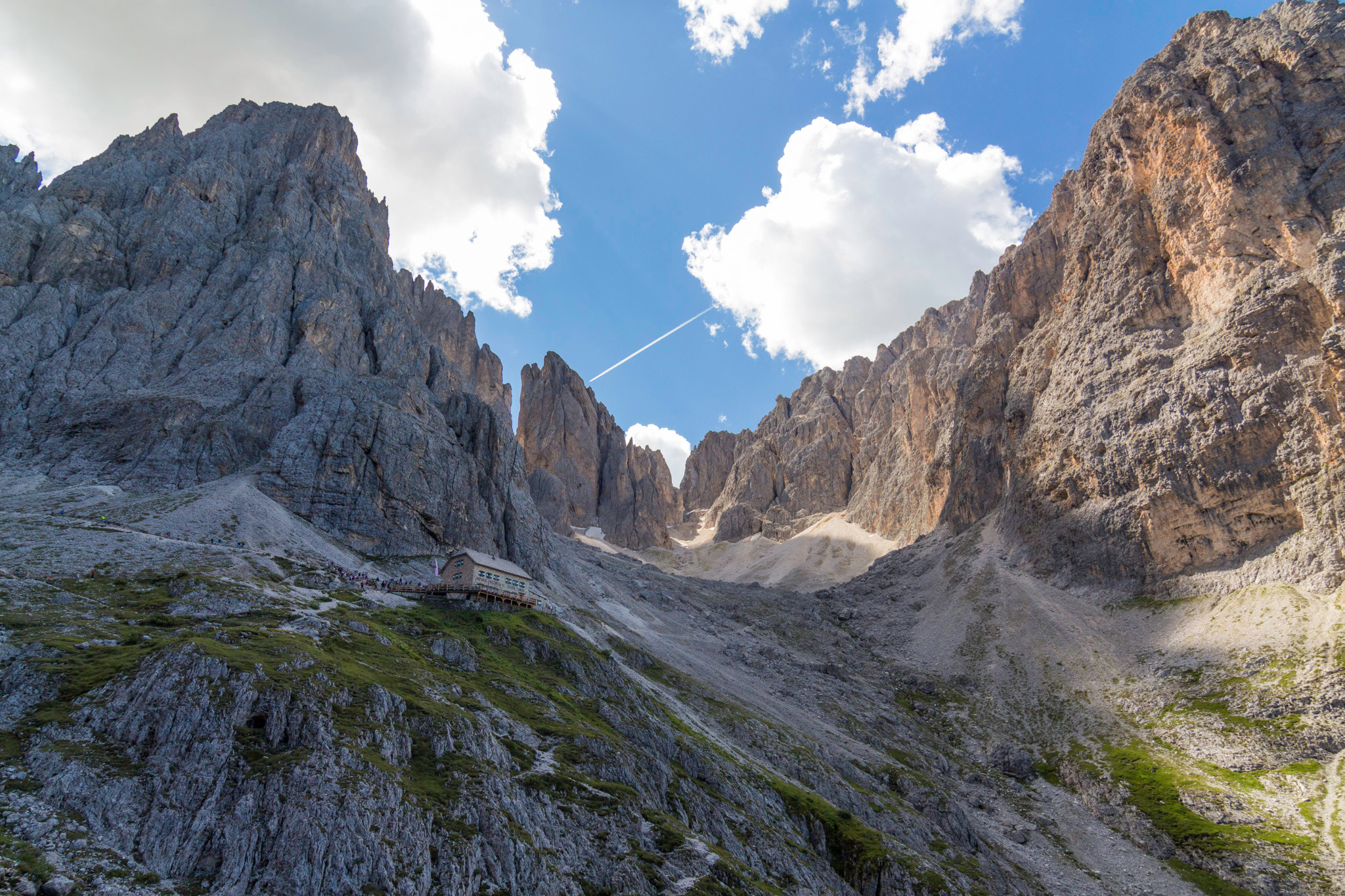 Canon EOS 650D (EOS Rebel T4i / EOS Kiss X6i) sample photo. Rifugio vicenza, 2.256m photography