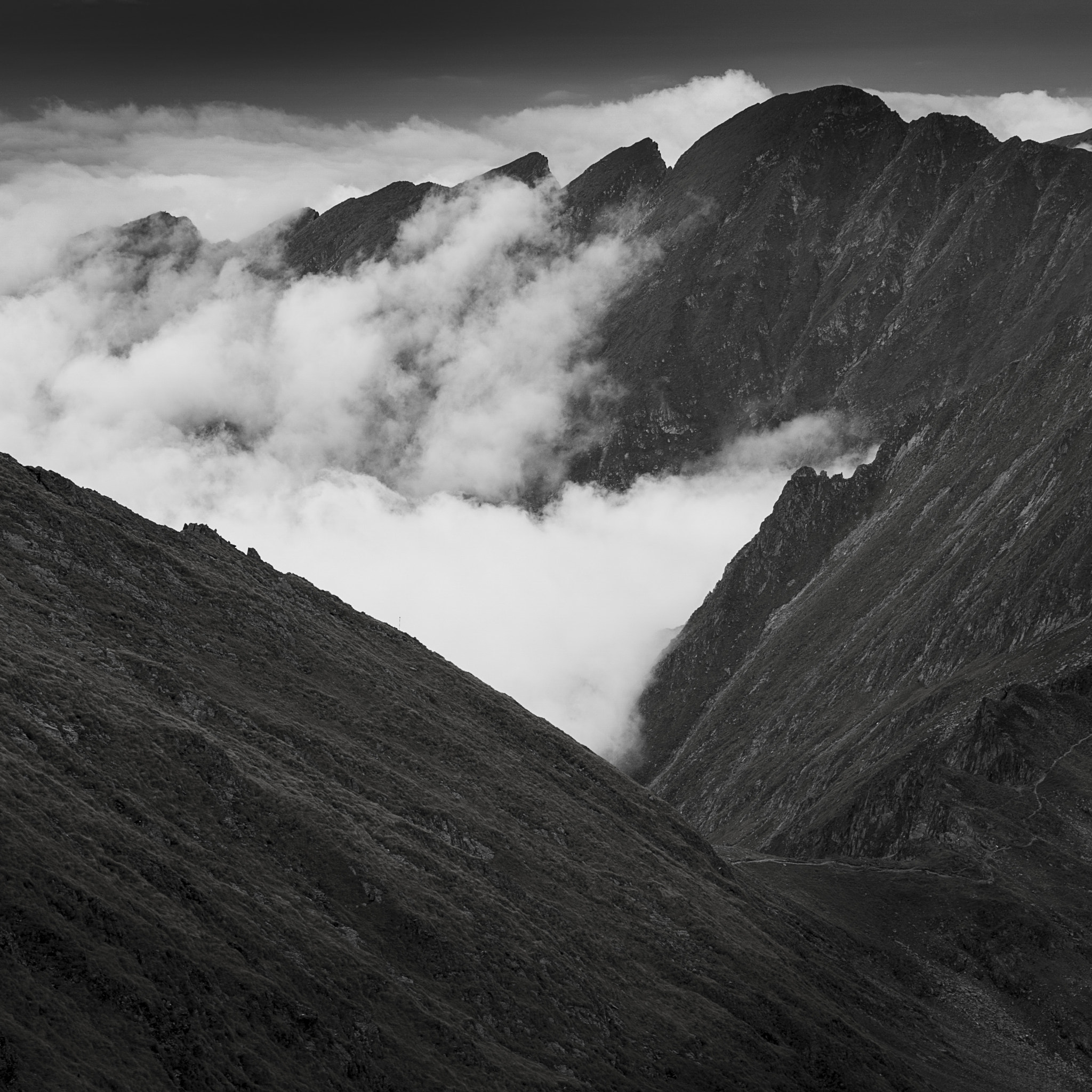 Canon EOS 7D + Canon EF 16-35mm F4L IS USM sample photo. Emerging from the clouds photography