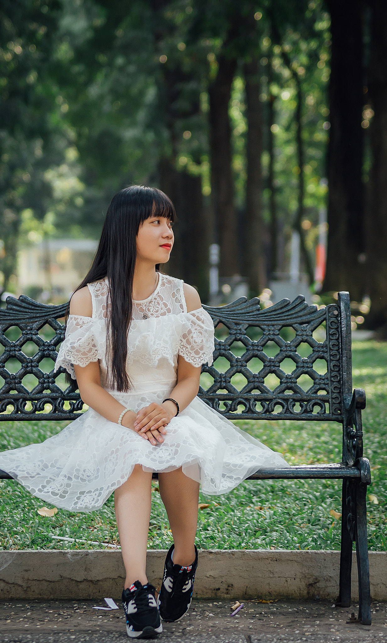 Sony DT 55-200mm F4-5.6 SAM sample photo. Thg () photography