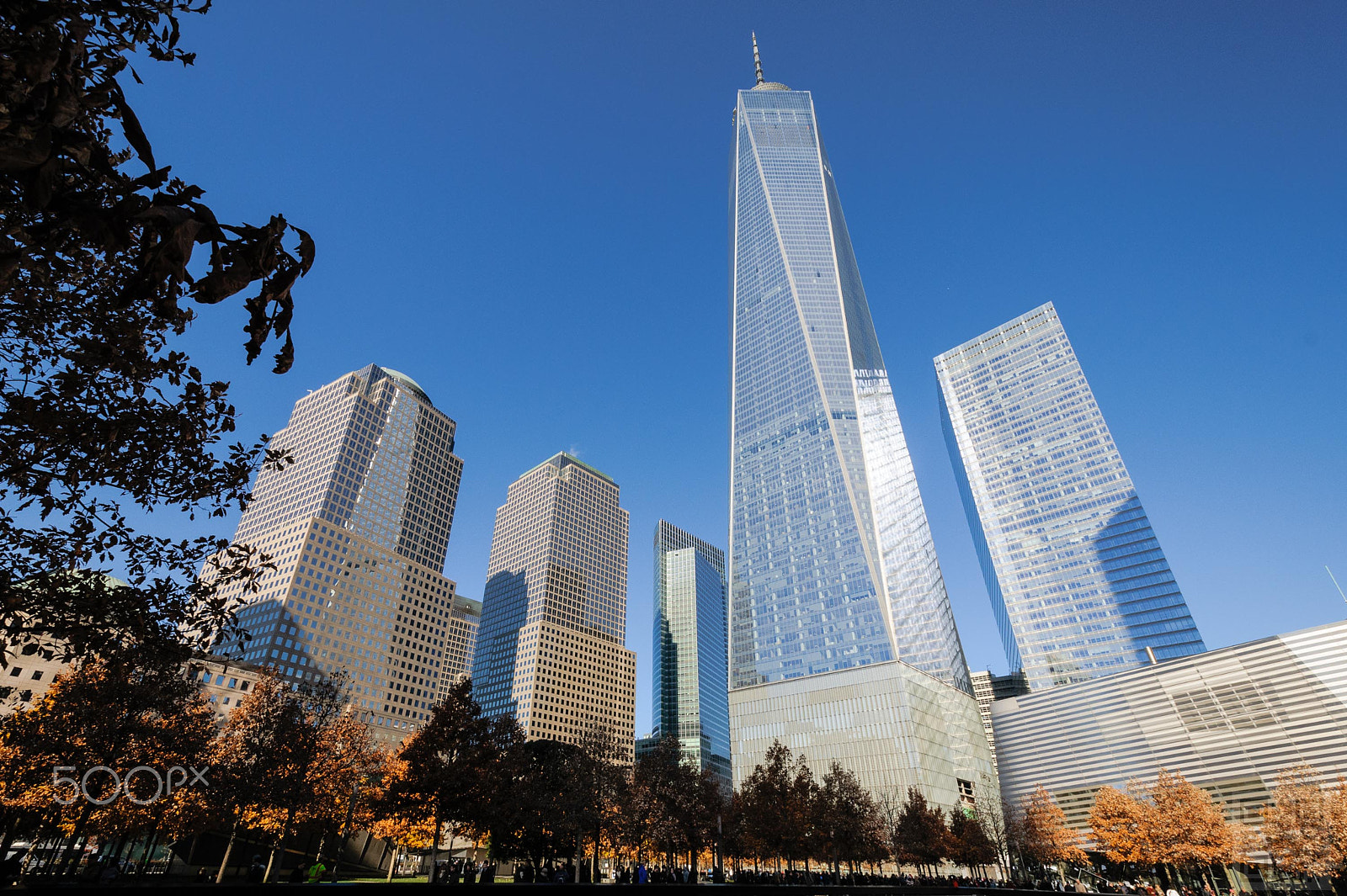 Nikon D300S + Nikon AF-S DX Nikkor 10-24mm F3-5-4.5G ED sample photo. One world trade center photography