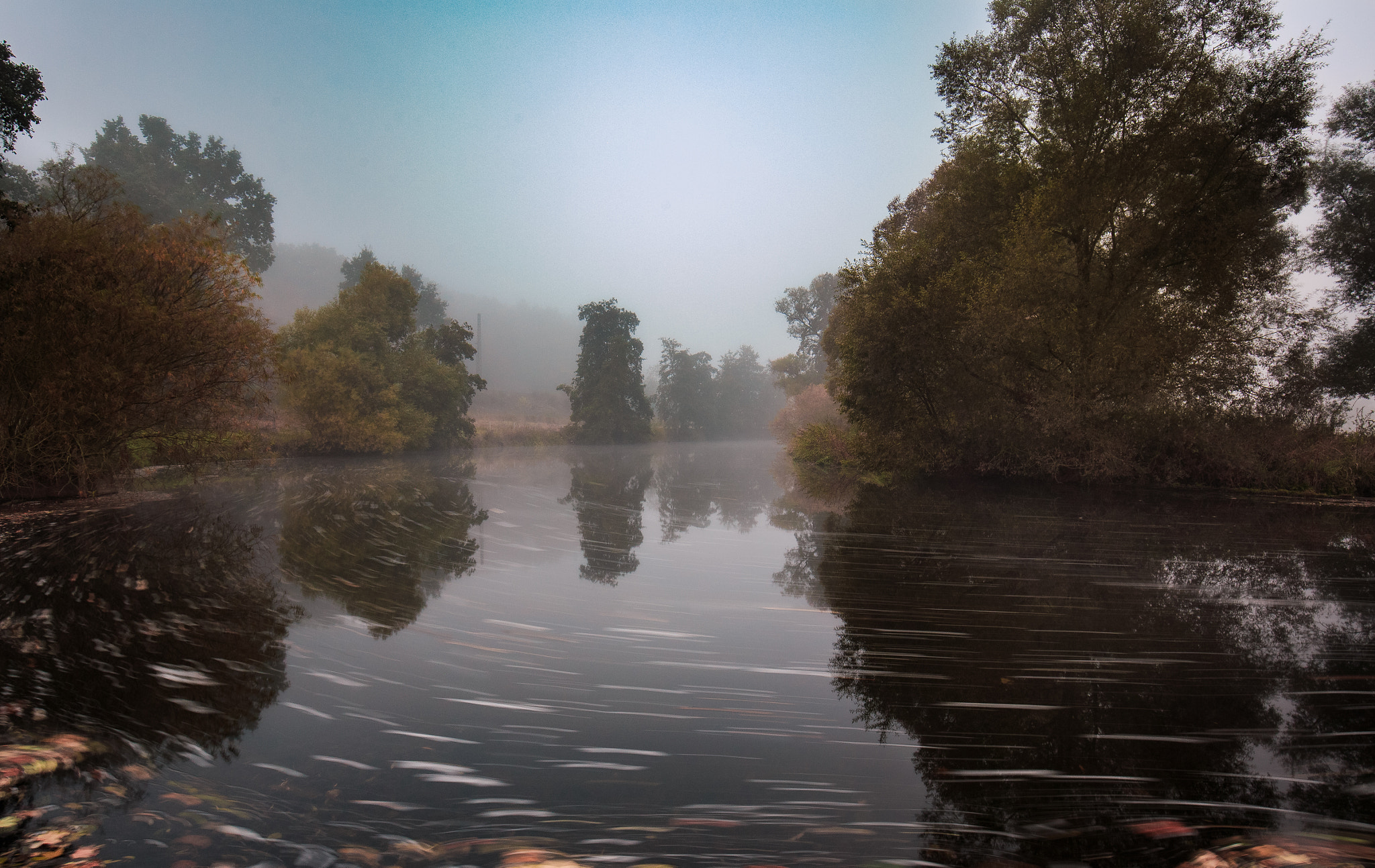 Canon EOS 6D + Canon EF 16-35mm F4L IS USM sample photo. Down by the riverside photography