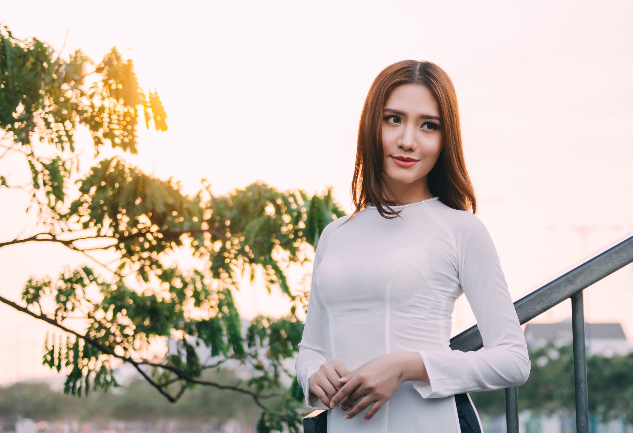 Sony DT 55-200mm F4-5.6 SAM sample photo. Ben binh dong () photography