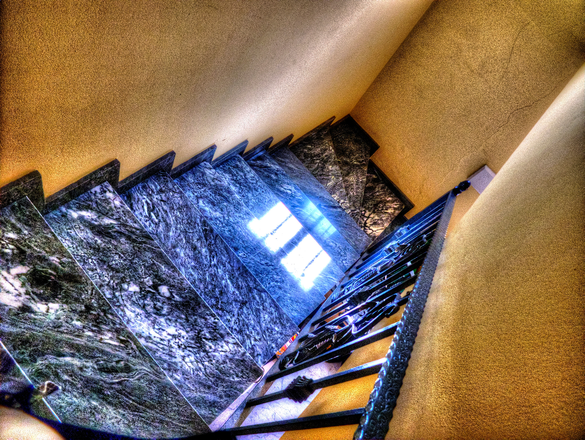 Leica DIGILUX 2 sample photo. Marble steps photography