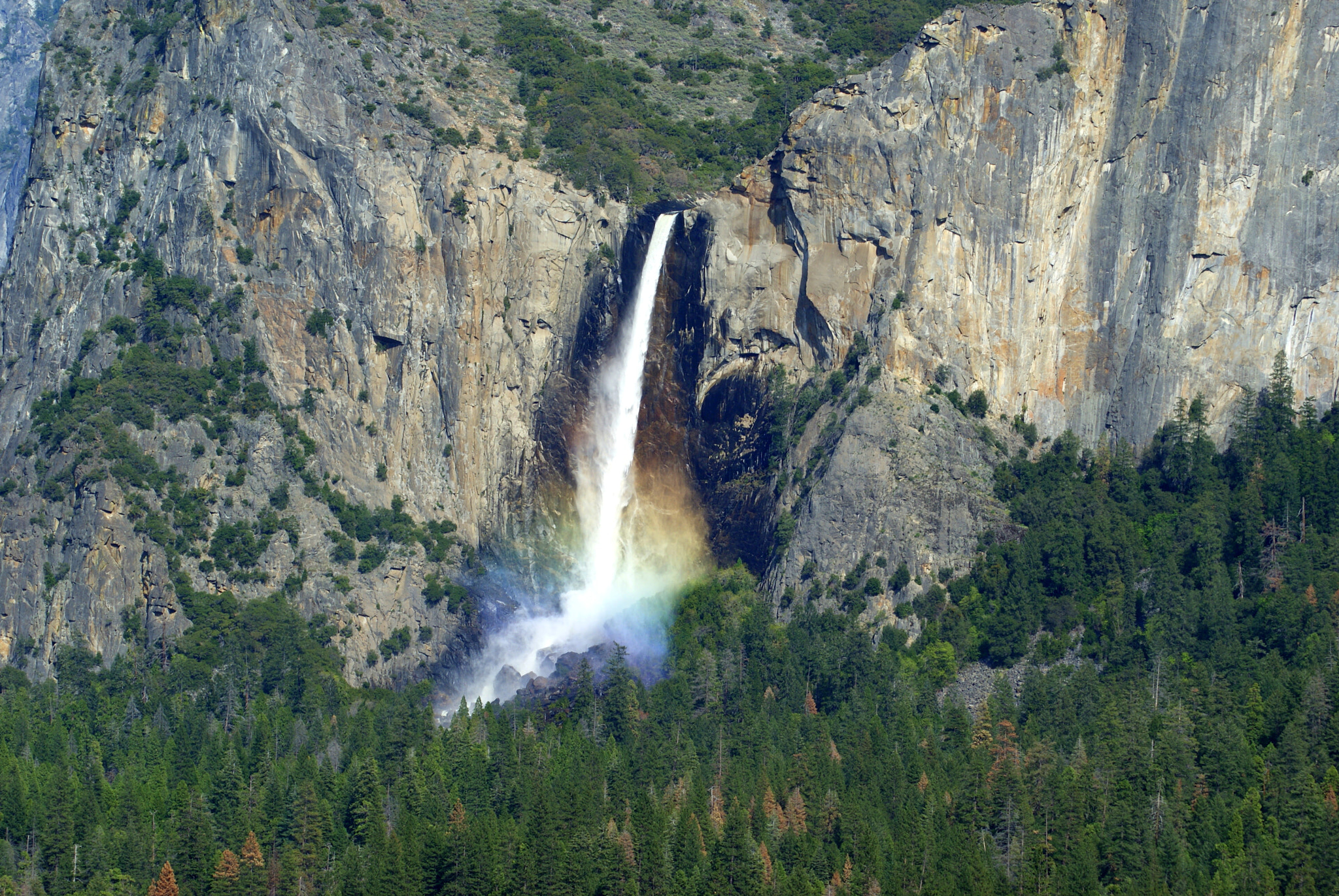 Sony Alpha DSLR-A300 sample photo. Yosemite photography