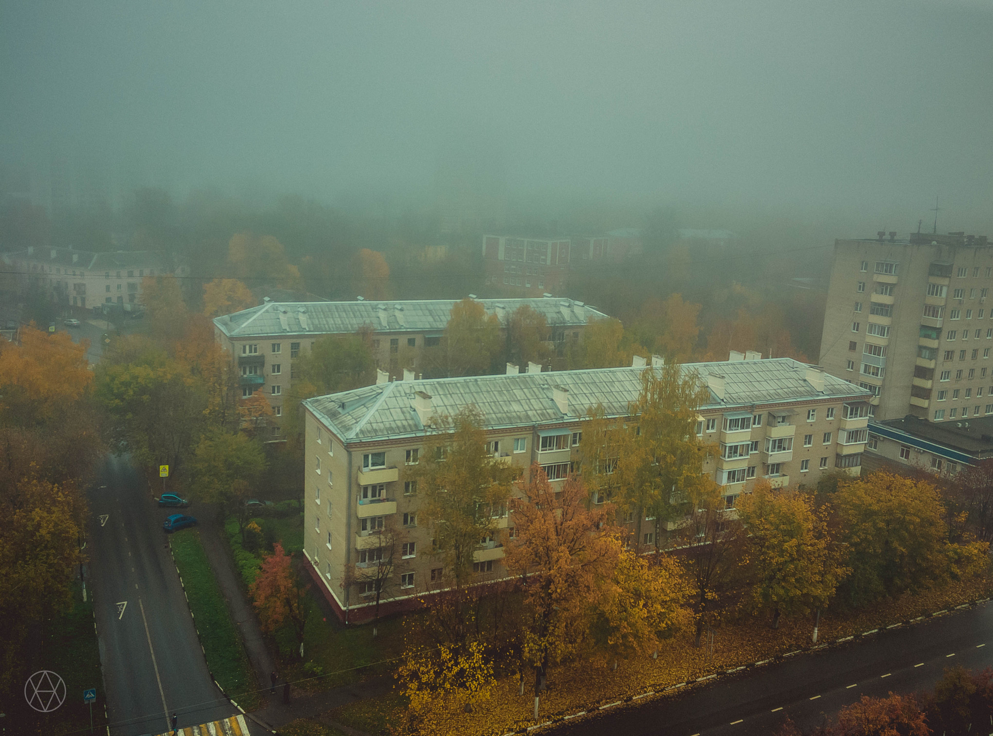 OnePlus One A0001 sample photo. Autumn city in the mist photography