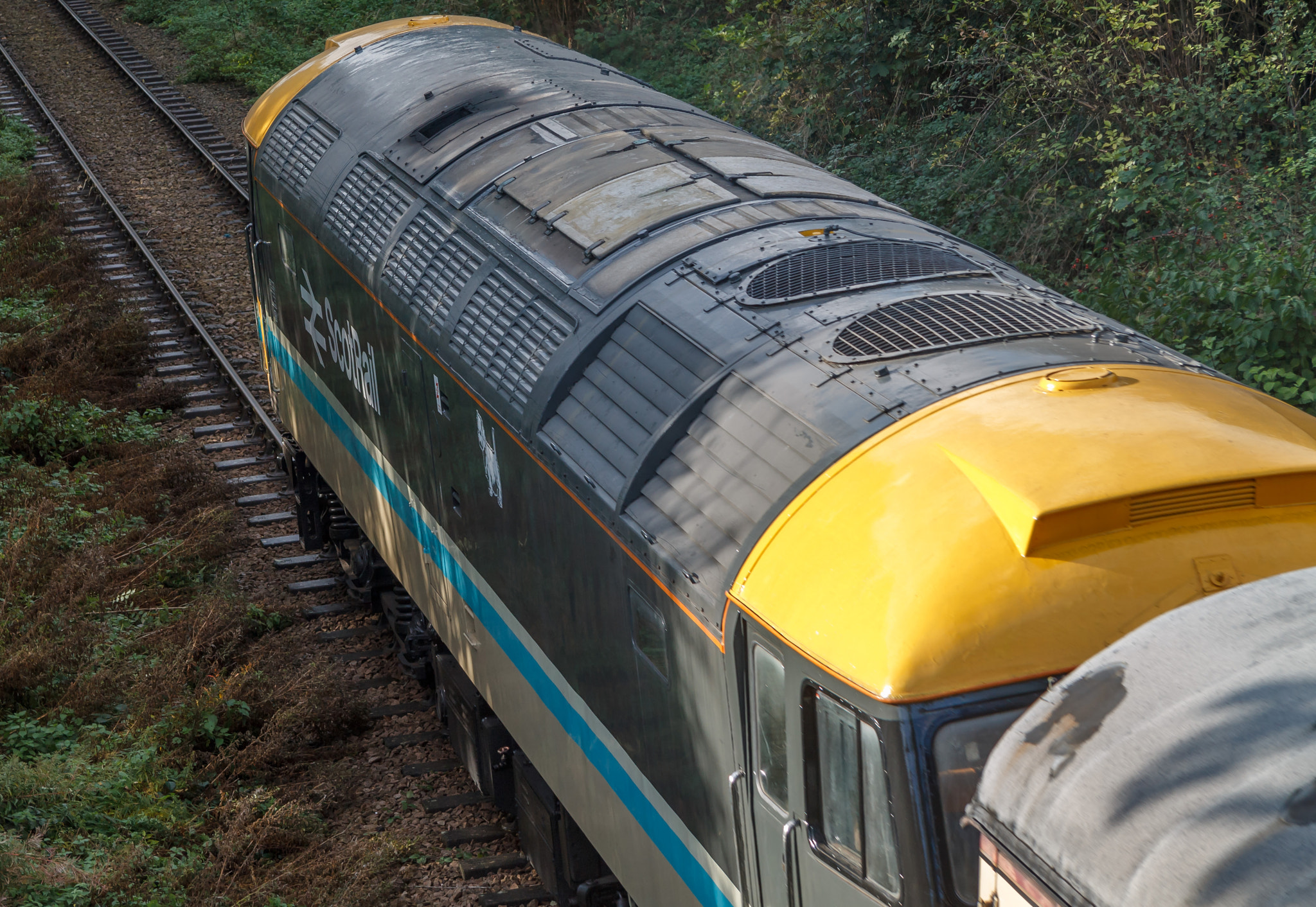 Canon EF-S 17-85mm F4-5.6 IS USM sample photo. British rail class 47 diesel electric photography