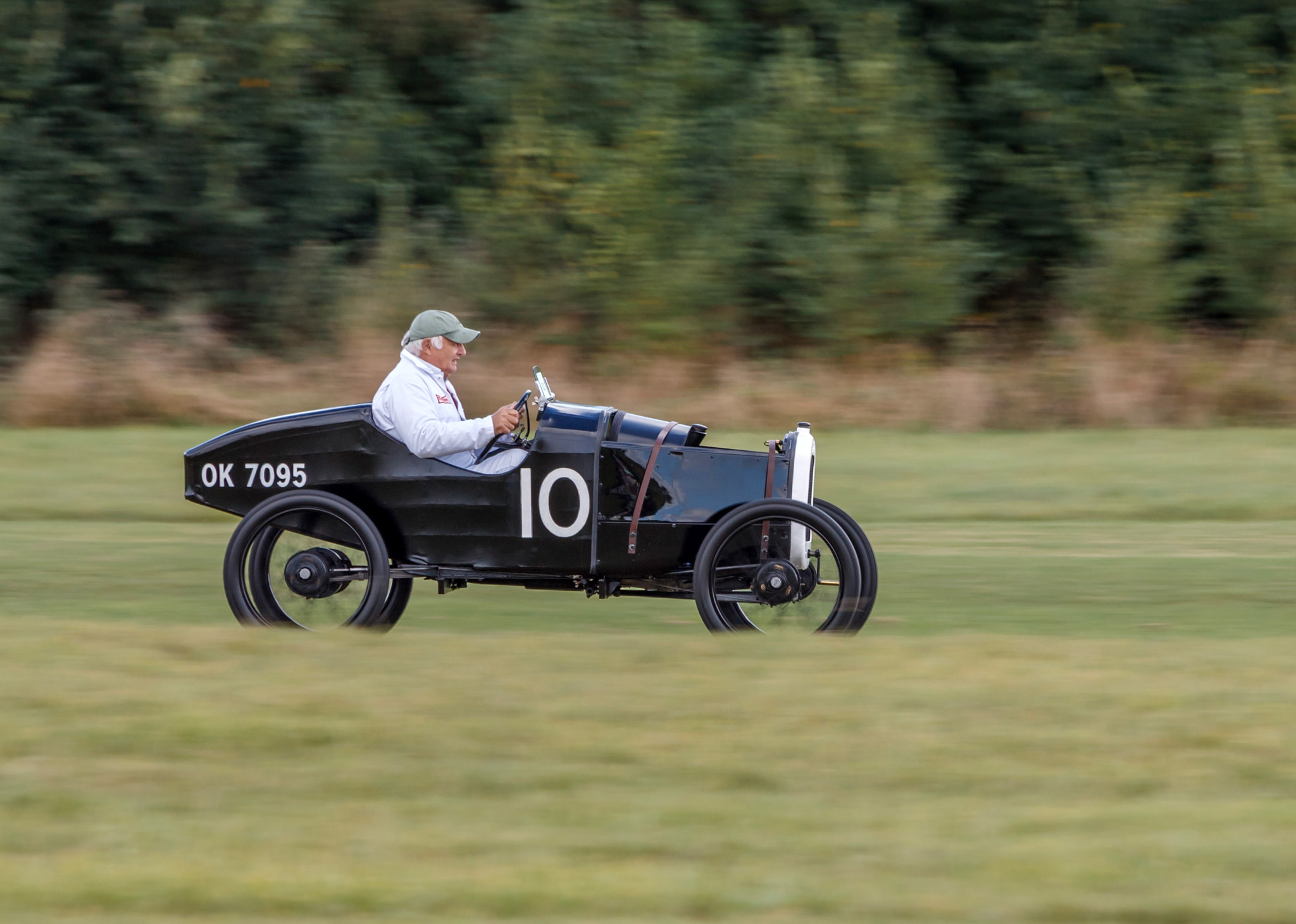 Canon EF 70-300mm F4-5.6 IS USM sample photo. Austin seven racer photography
