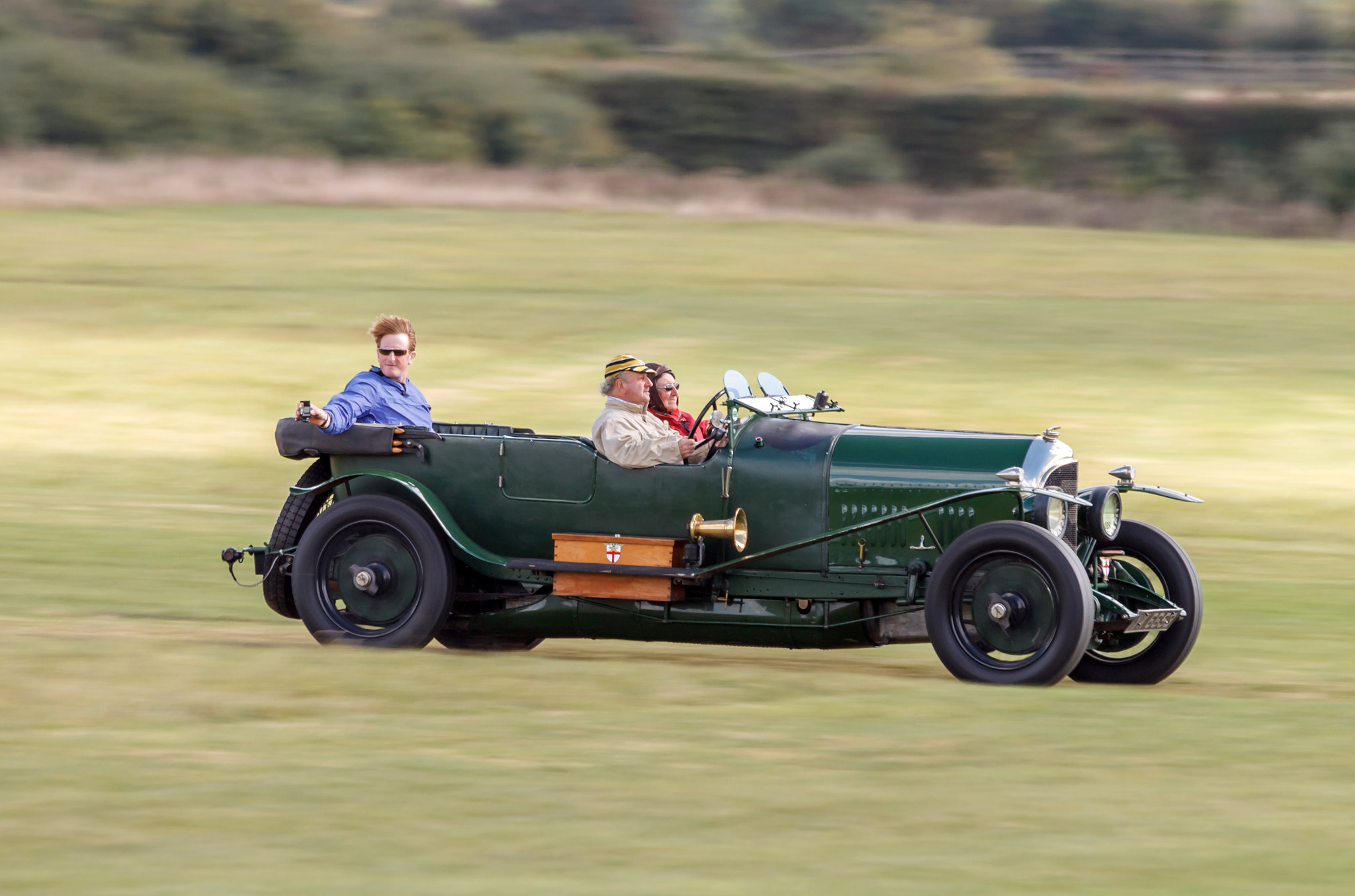 Canon EF 70-300mm F4-5.6 IS USM sample photo. Vintage bentley 4.5 litre sports tourer photography