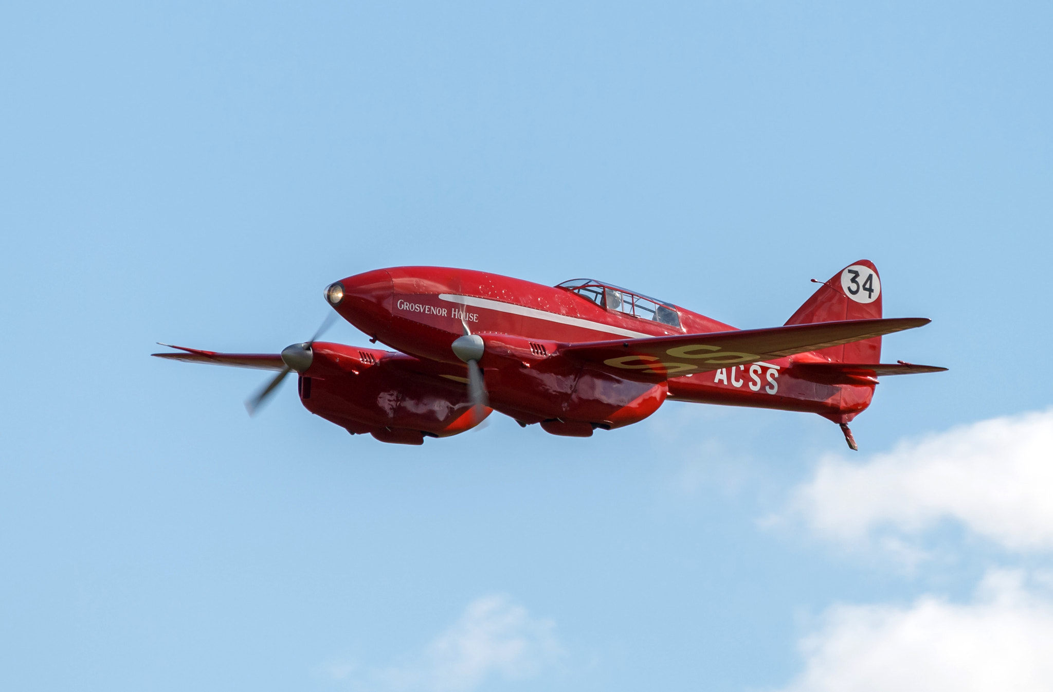 Canon EF 70-300mm F4-5.6 IS USM sample photo. Dh88comet photography