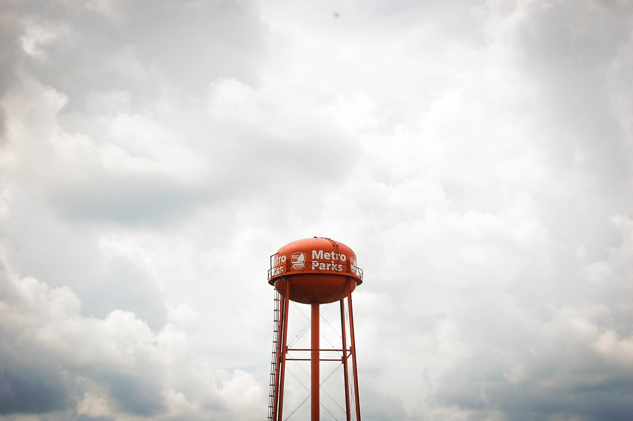 Nikon D40 sample photo. Water tower photography