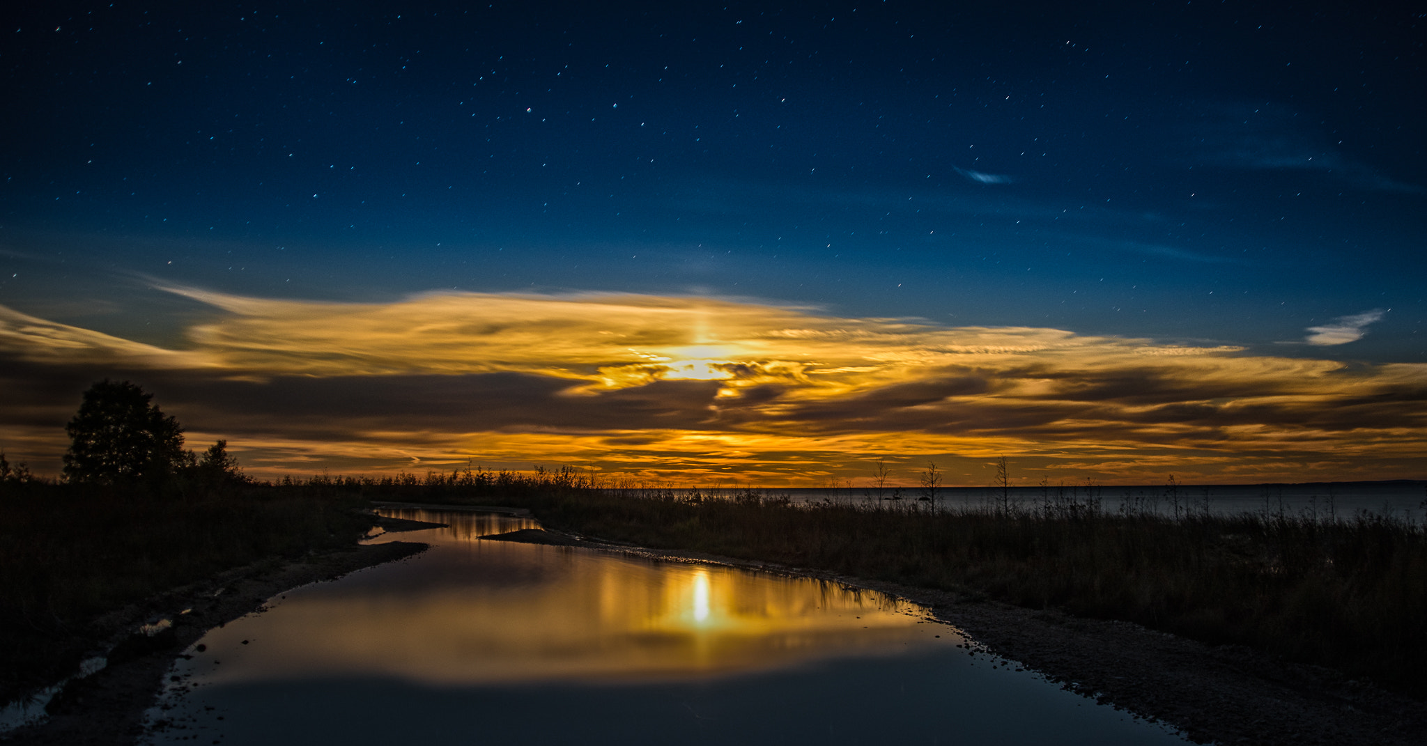 Nikon AF Nikkor 24-85mm F2.8-4D IF sample photo. Super moon rise photography