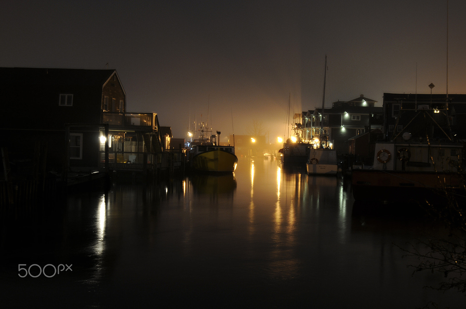 Nikon AF Nikkor 24-85mm F2.8-4D IF sample photo. Fisherman's cove wide photography