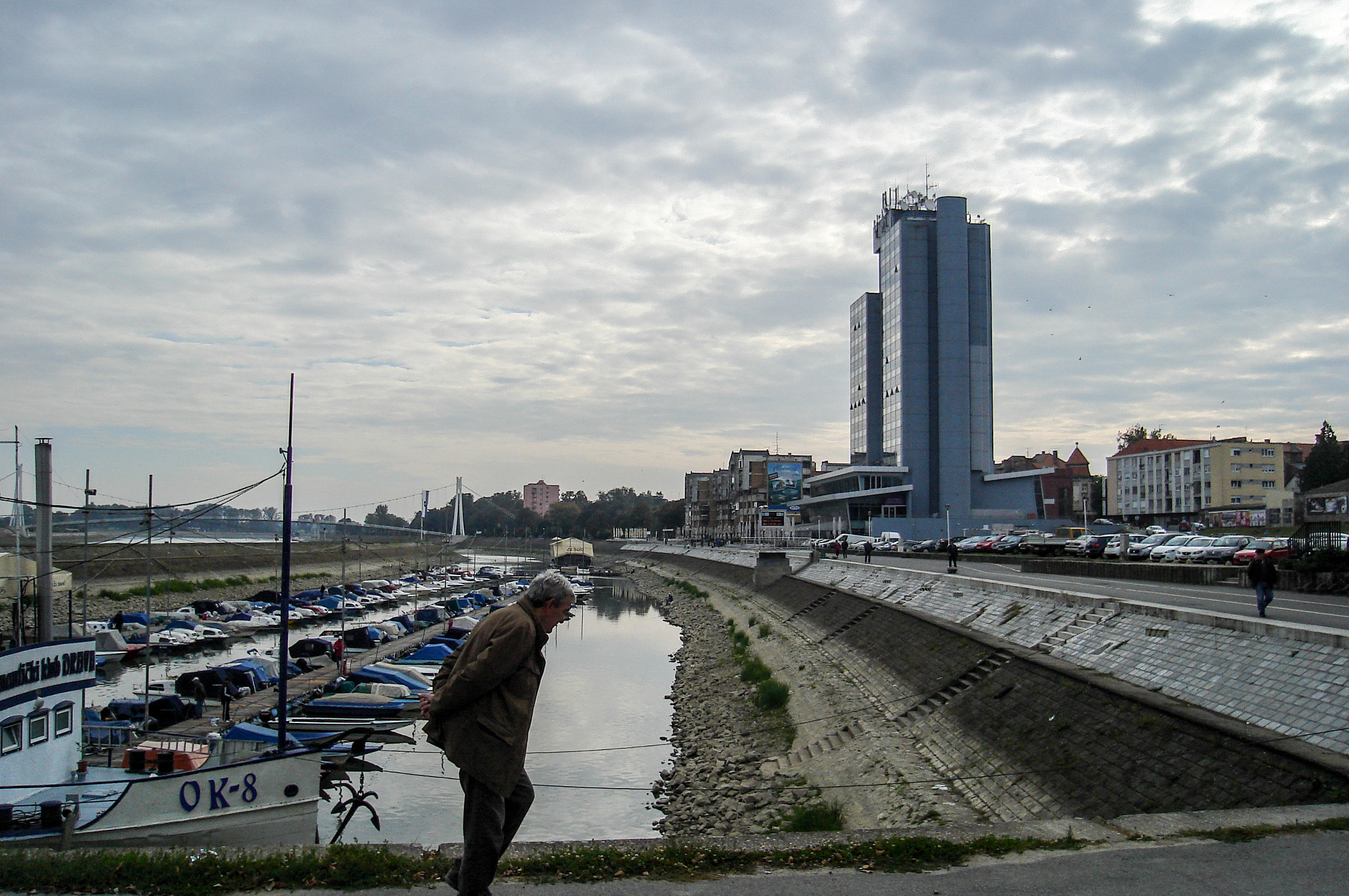 Sony DSC-S600 sample photo. Osijek photography