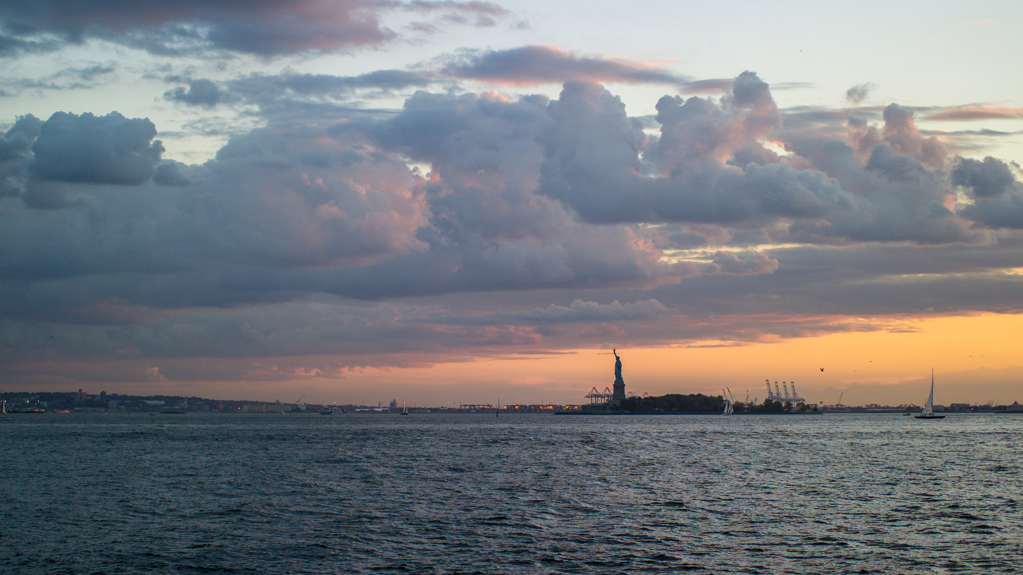 Samsung NX300 + Samsung NX 45mm F1.8 sample photo. Sunset with a scent of freedom photography