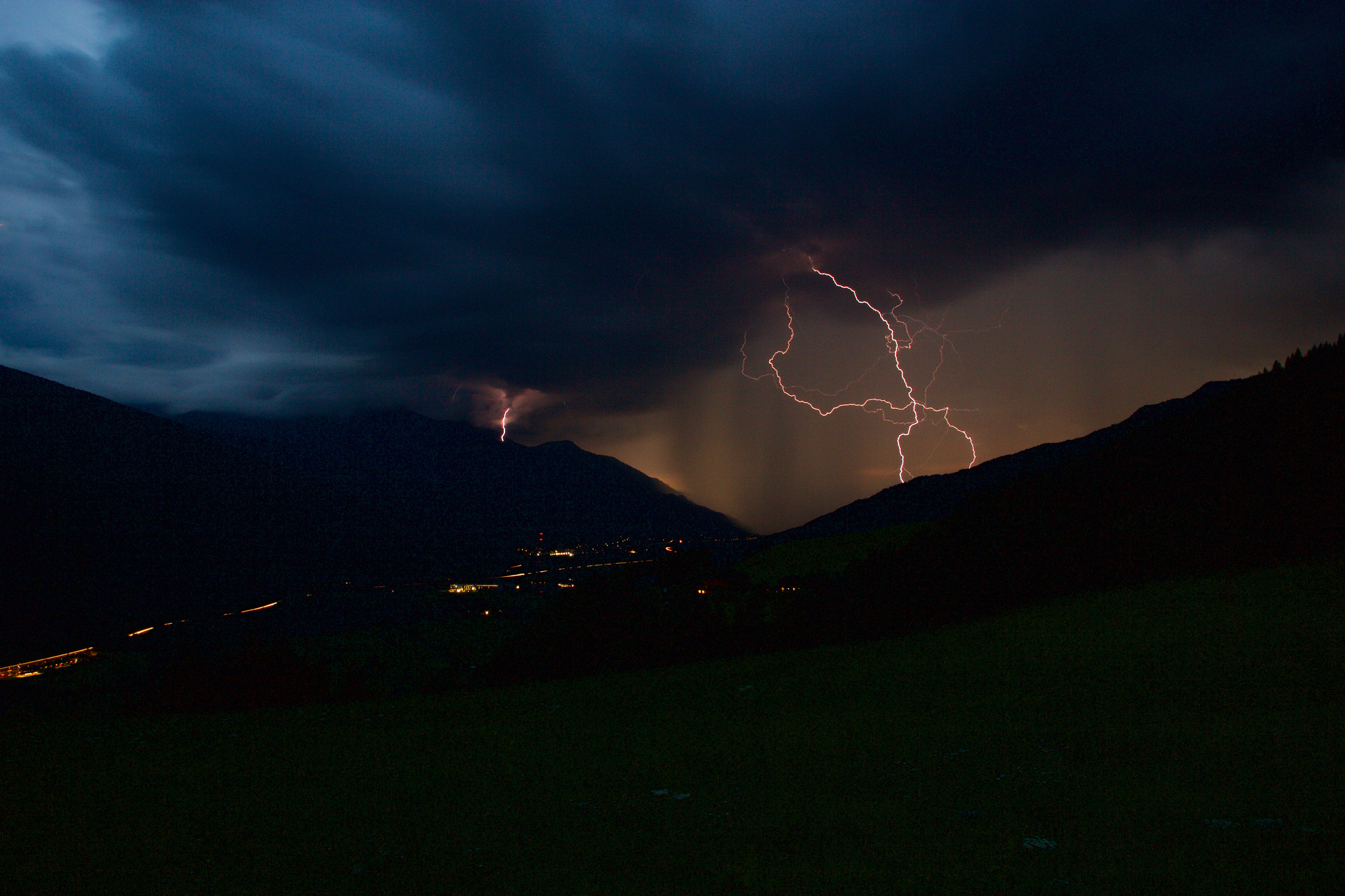 Sigma 18-200mm f/3.5-6.3 DC OS sample photo. Blitze in der steiermark photography