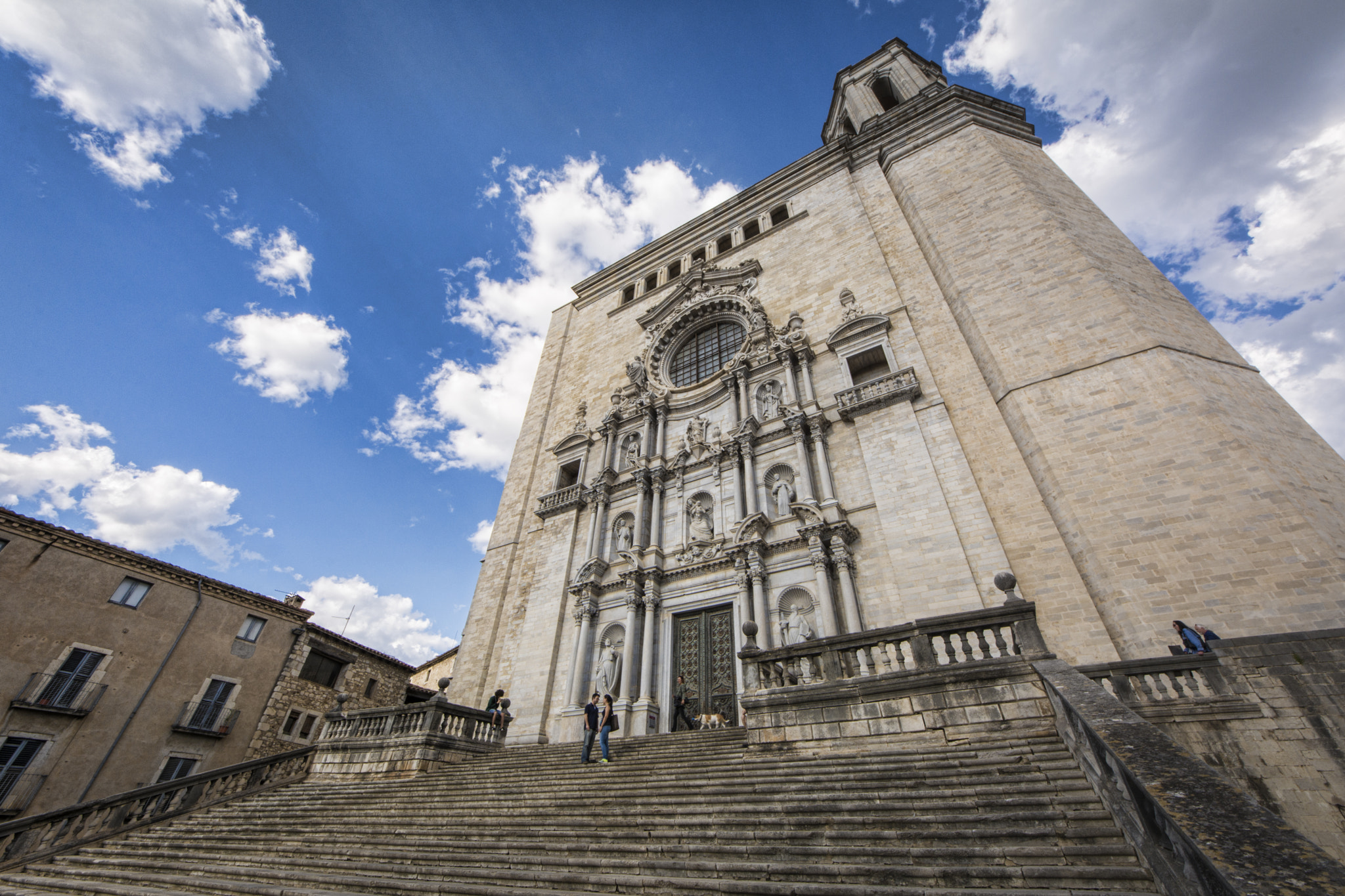 Sigma 8-16mm F4.5-5.6 DC HSM sample photo. Girona photography