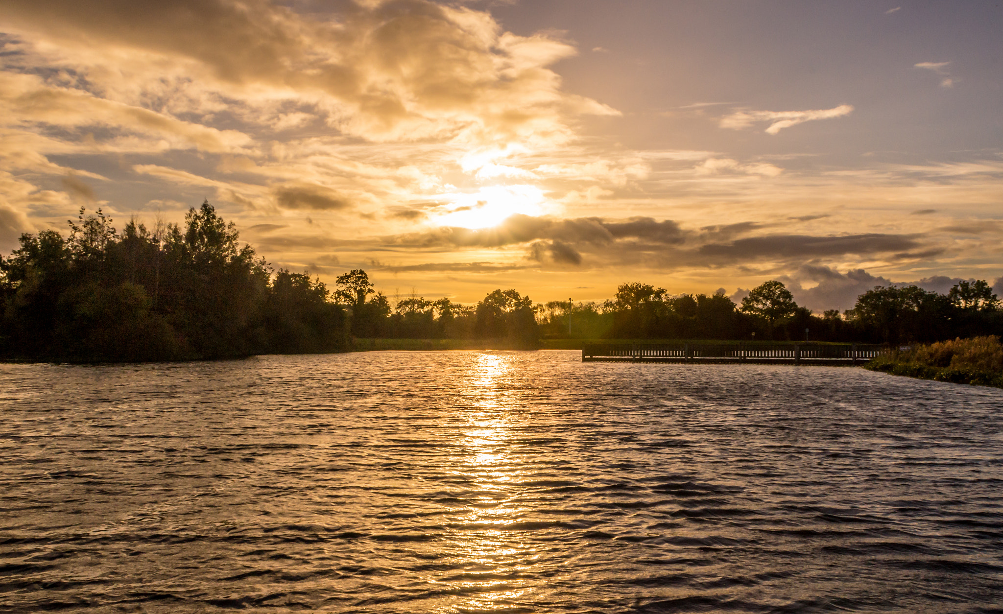 Sony SLT-A55 (SLT-A55V) sample photo. Fishing lake photography