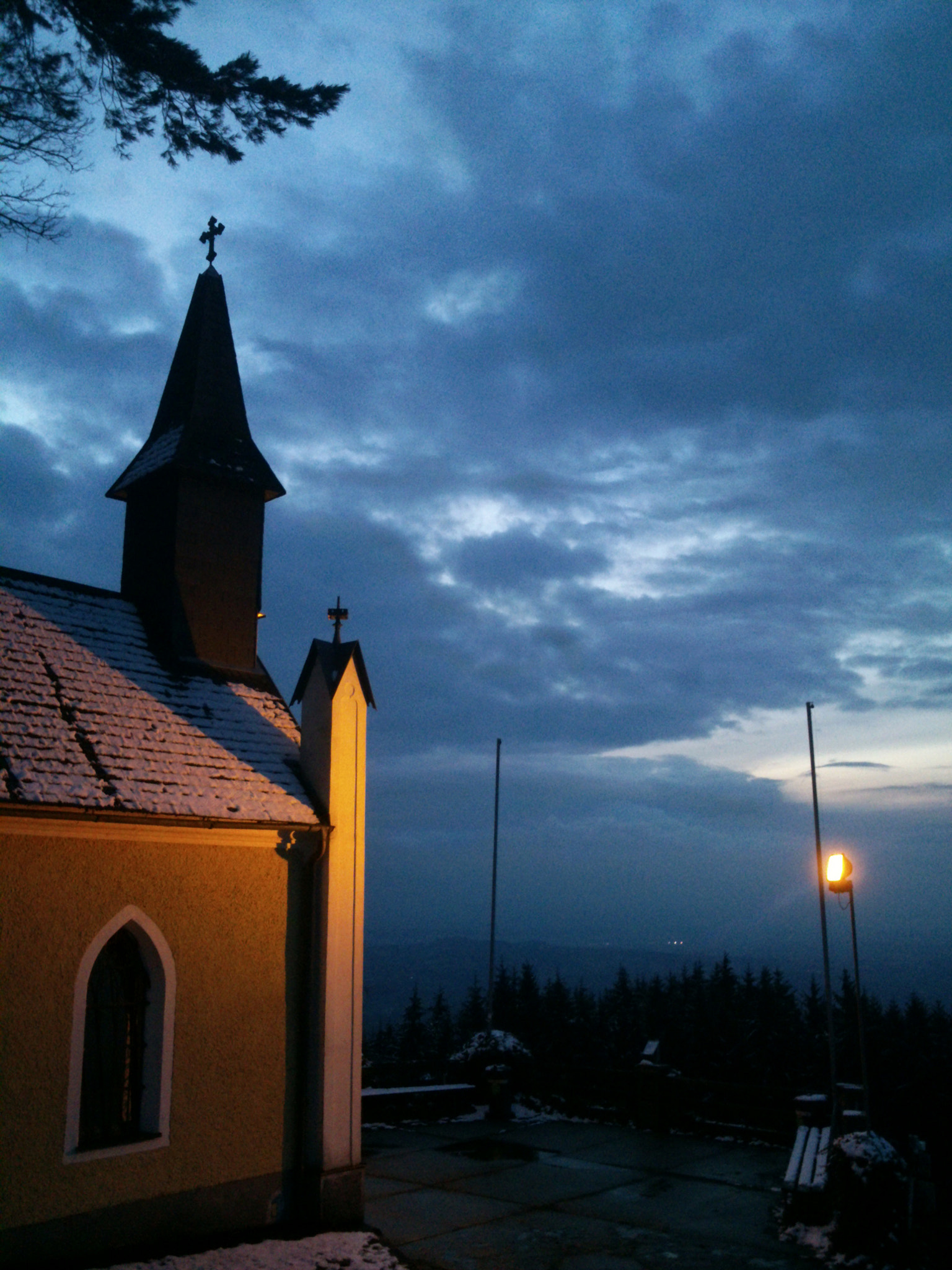 Sony Xperia P sample photo. Chapel at night photography