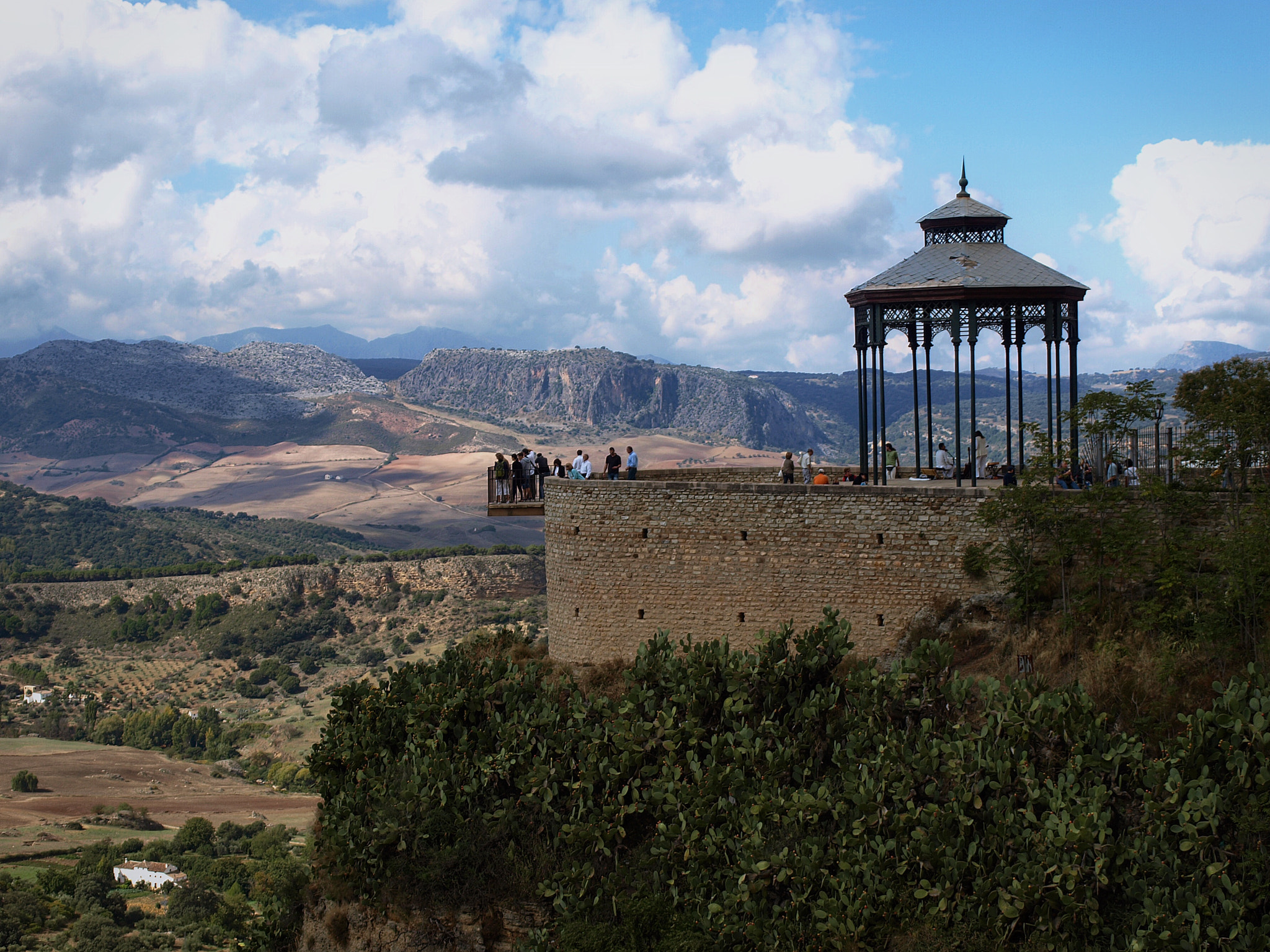 Olympus Zuiko Digital ED 14-42mm F3.5-5.6 sample photo. Ronda photography