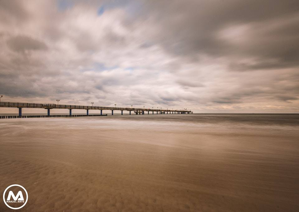 Canon EOS 6D + Canon EF 16-35mm F4L IS USM sample photo. Graal-müritz pier photography