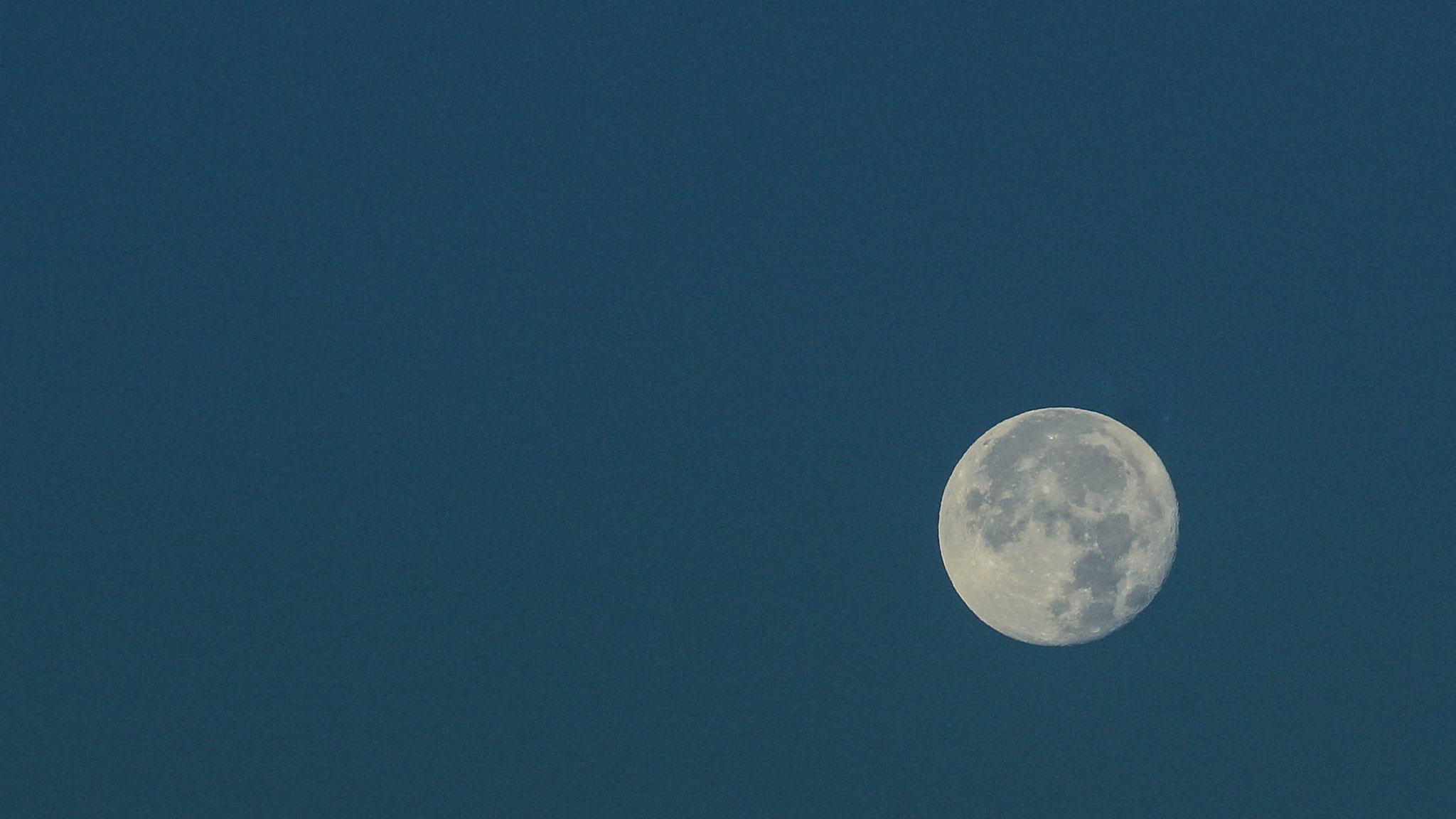 Canon EF 70-200mm F2.8L IS II USM sample photo. Perigee-syzygy photography