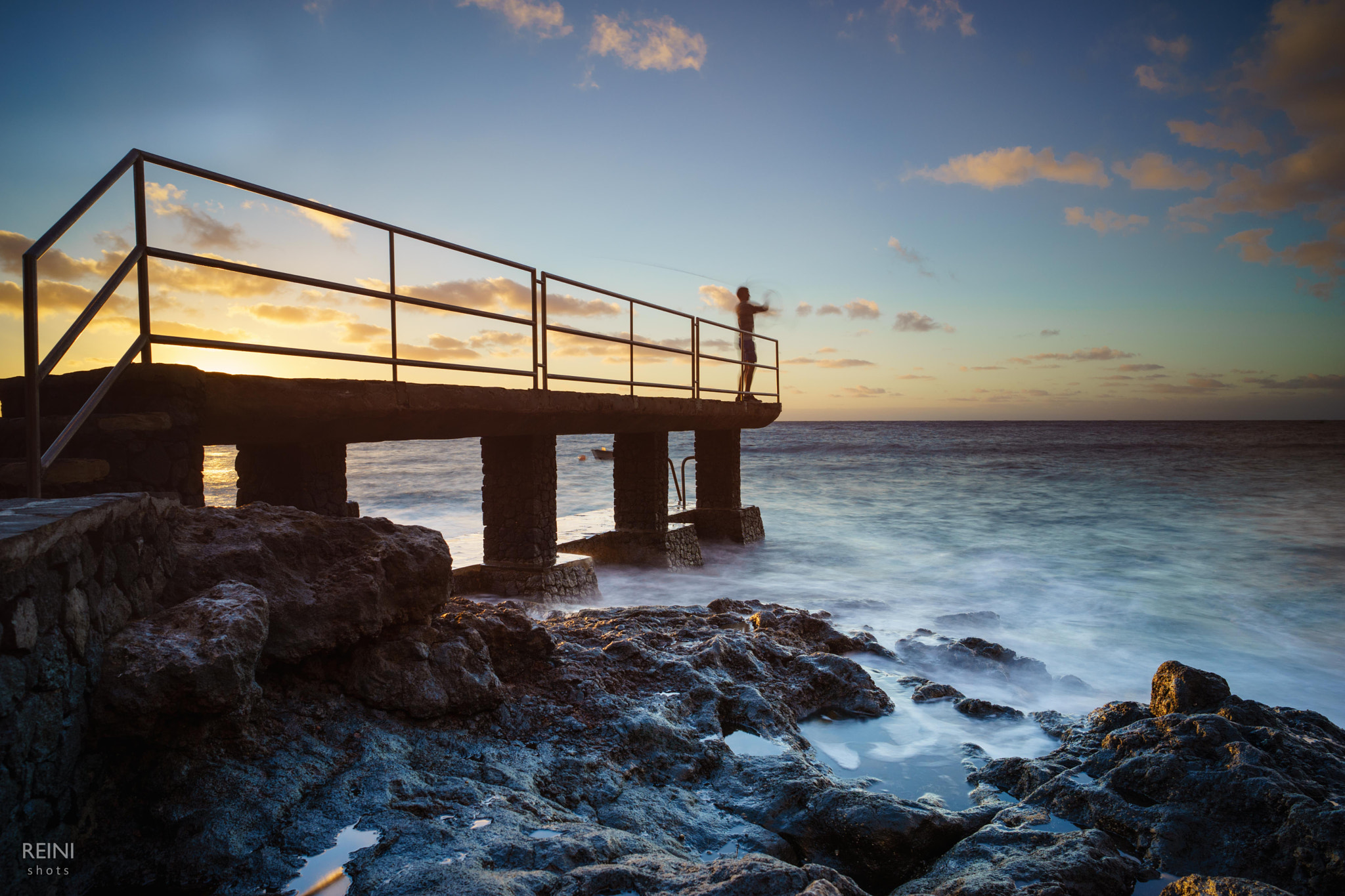 E 21mm F2.8 sample photo. El pescador canario photography