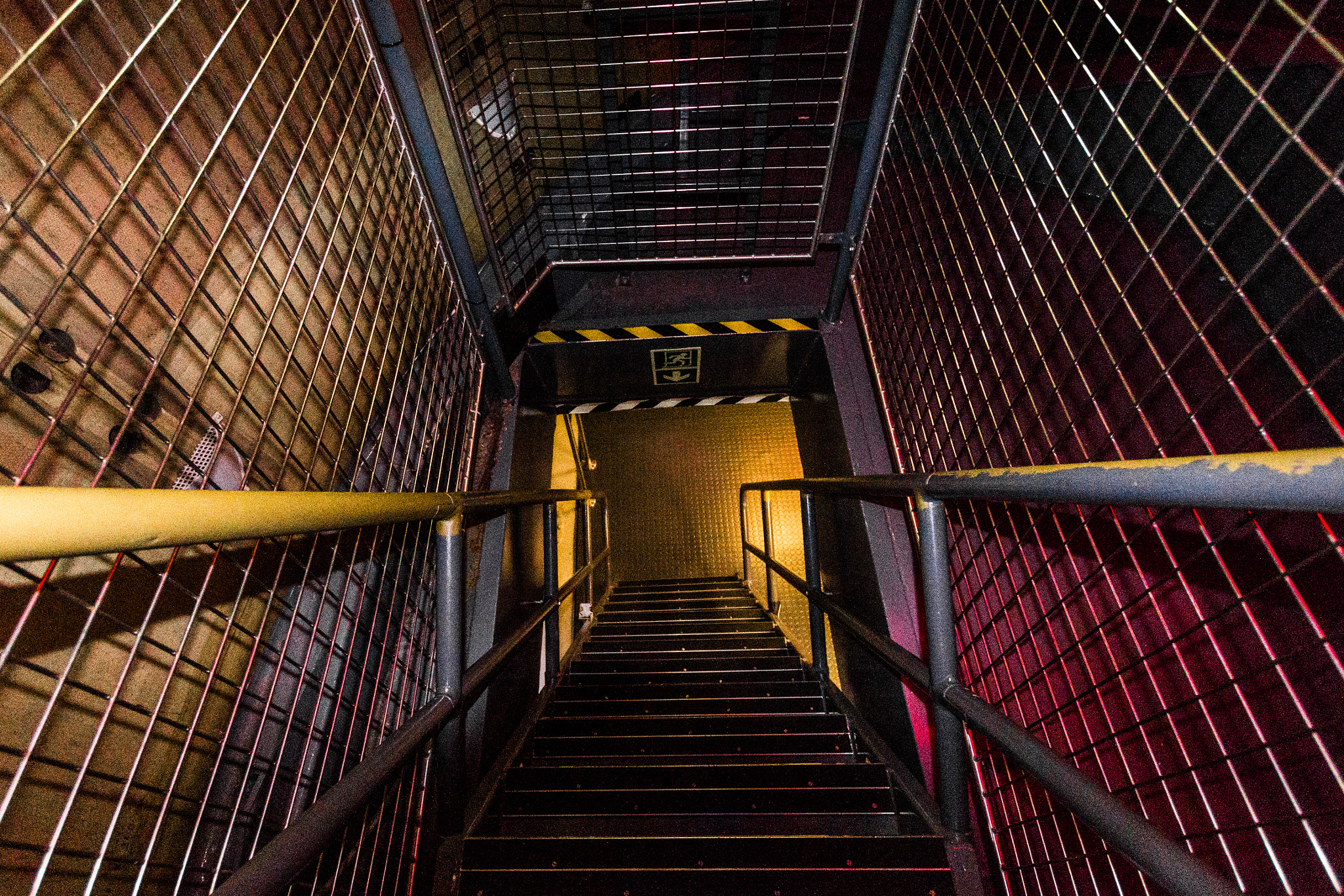Sigma 10-20mm F3.5 EX DC HSM sample photo. Take us down photography