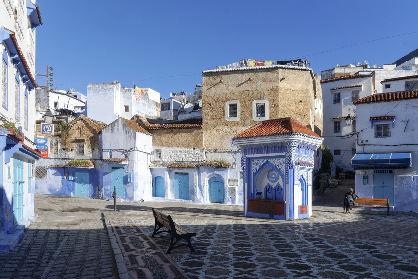 Sony Alpha a3000 + Sony Vario-Tessar T* E 16-70mm F4 ZA OSS sample photo. Chefchaouen - morocco photography