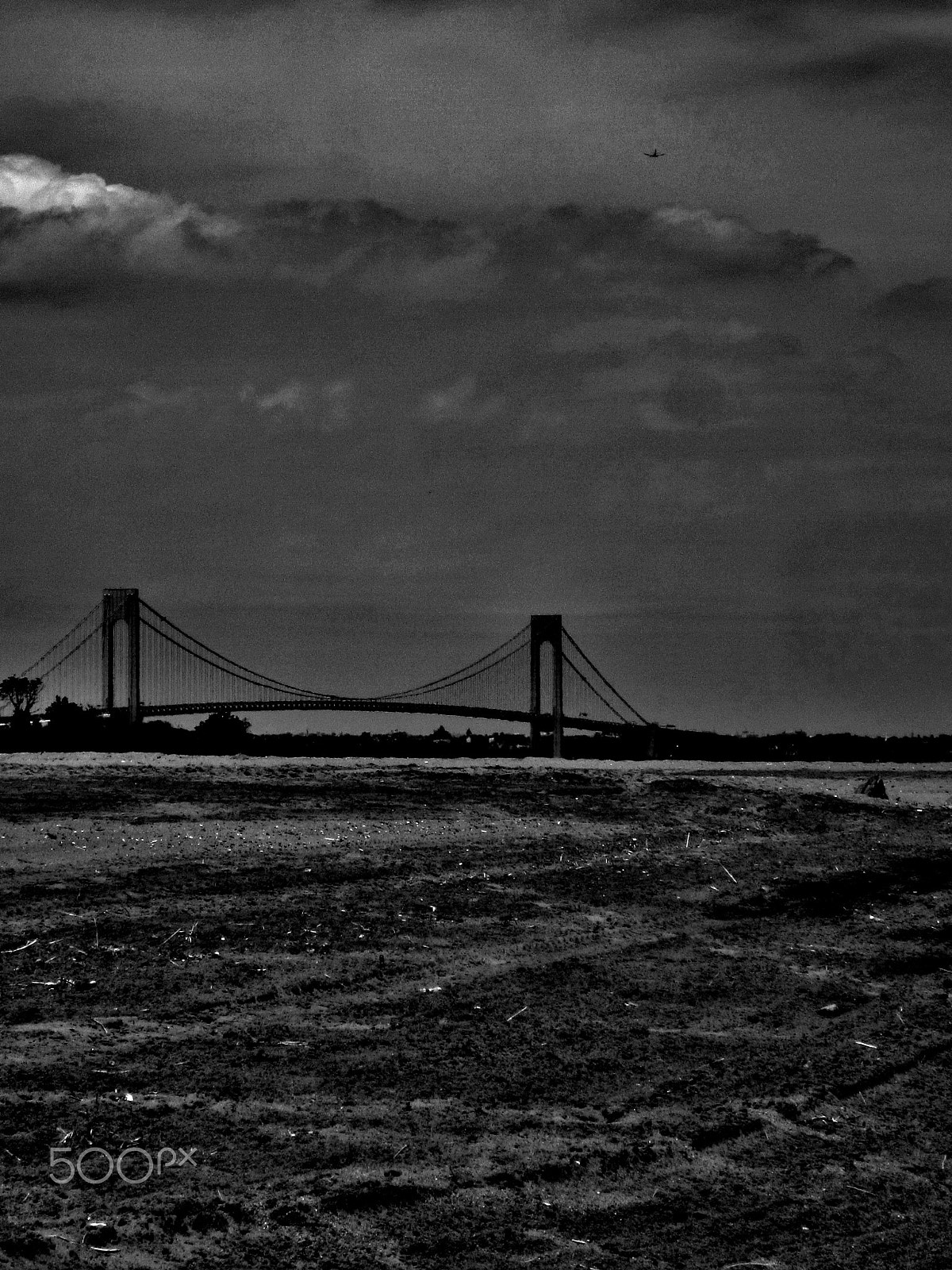 Canon PowerShot ELPH 300 HS (IXUS 220 HS / IXY 410F) sample photo. Beach and bridge - staten island, ny photography