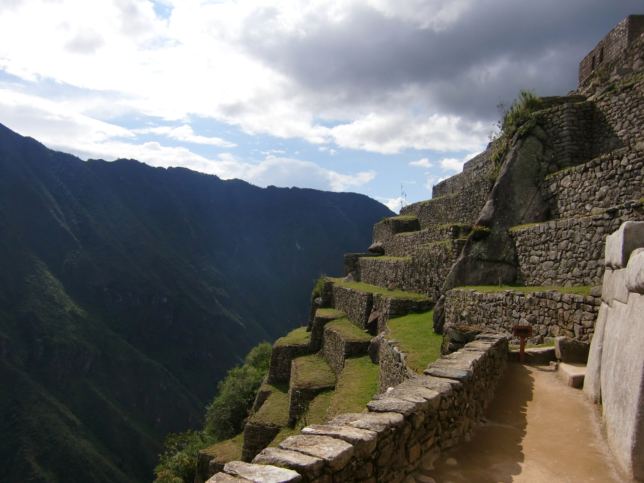 CASIO EX-Z400 sample photo. Machu picchu / peru photography