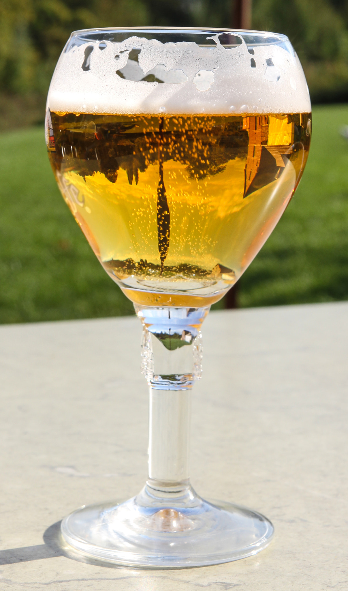 Sigma 18-35mm f/1.8 DC HSM sample photo. Connected world trough a glass of beer photography