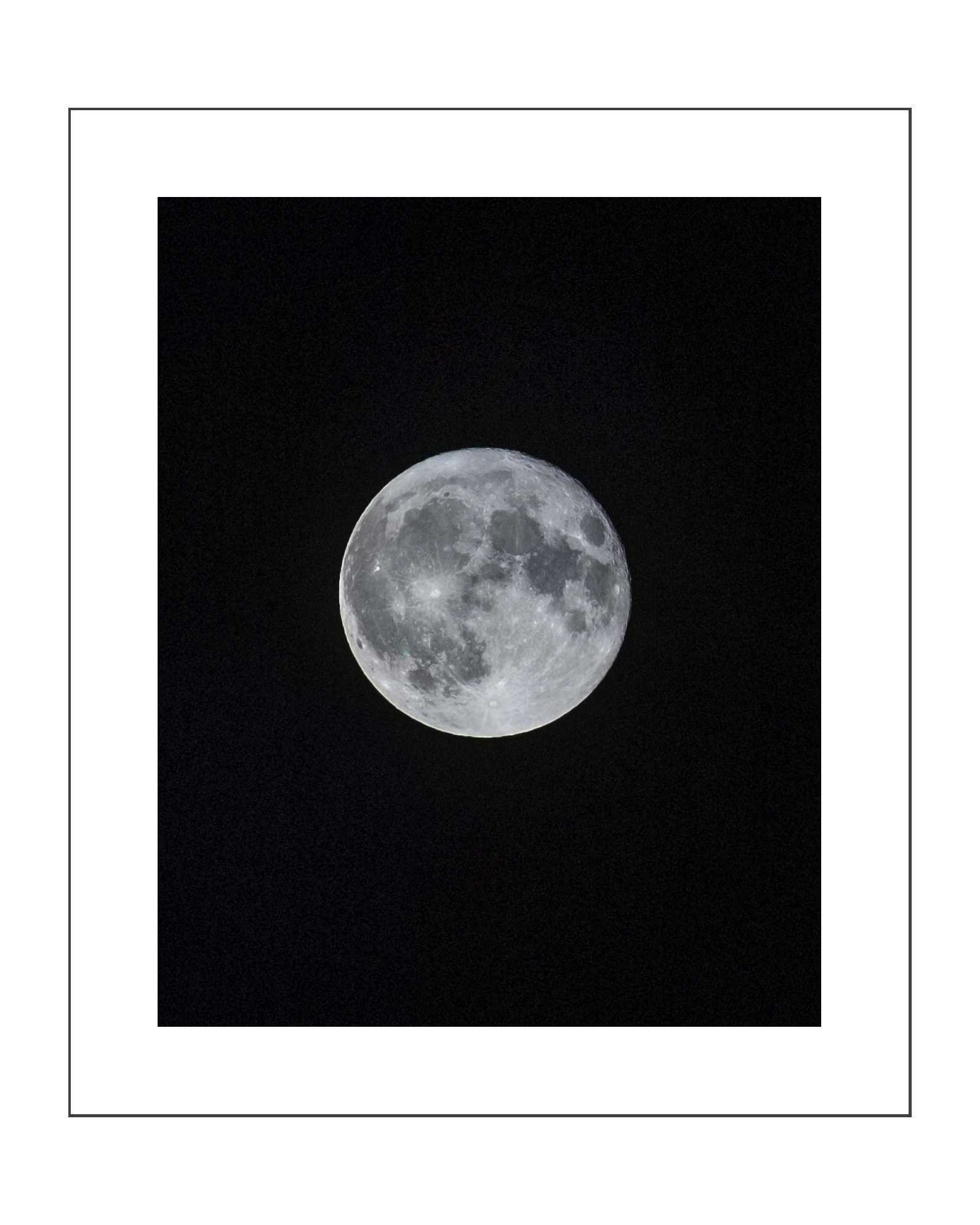Nikon D3000 sample photo. Light on the moon photography