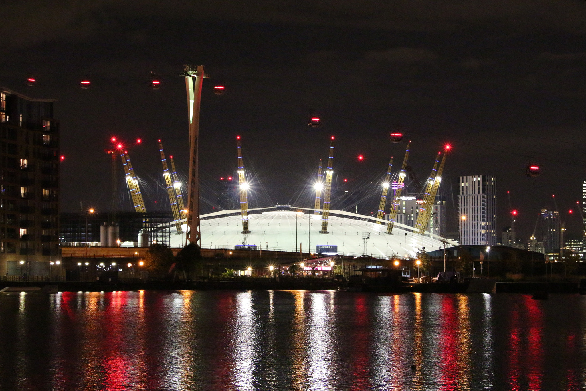 Canon EF-S 55-250mm F4-5.6 IS STM sample photo. Colours of night -#london photography