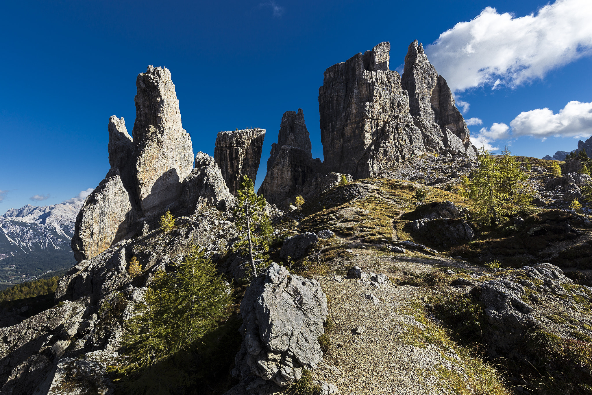 Canon EOS 6D + Canon EF 16-35mm F4L IS USM sample photo. Le cinque torri photography