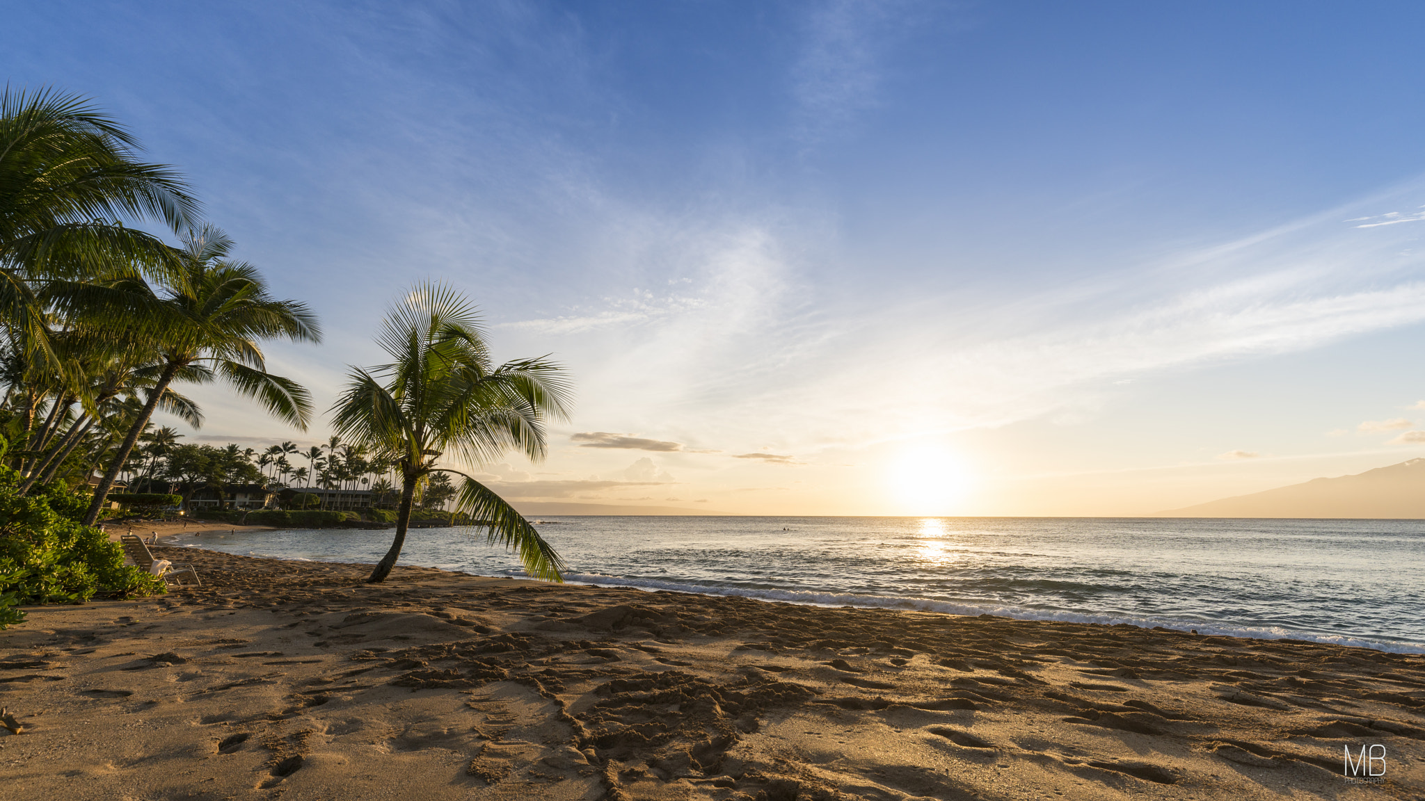 Canon EF 16-35mm F4L IS USM sample photo. One of the best sunset on our honeymoon in hawaii! photography