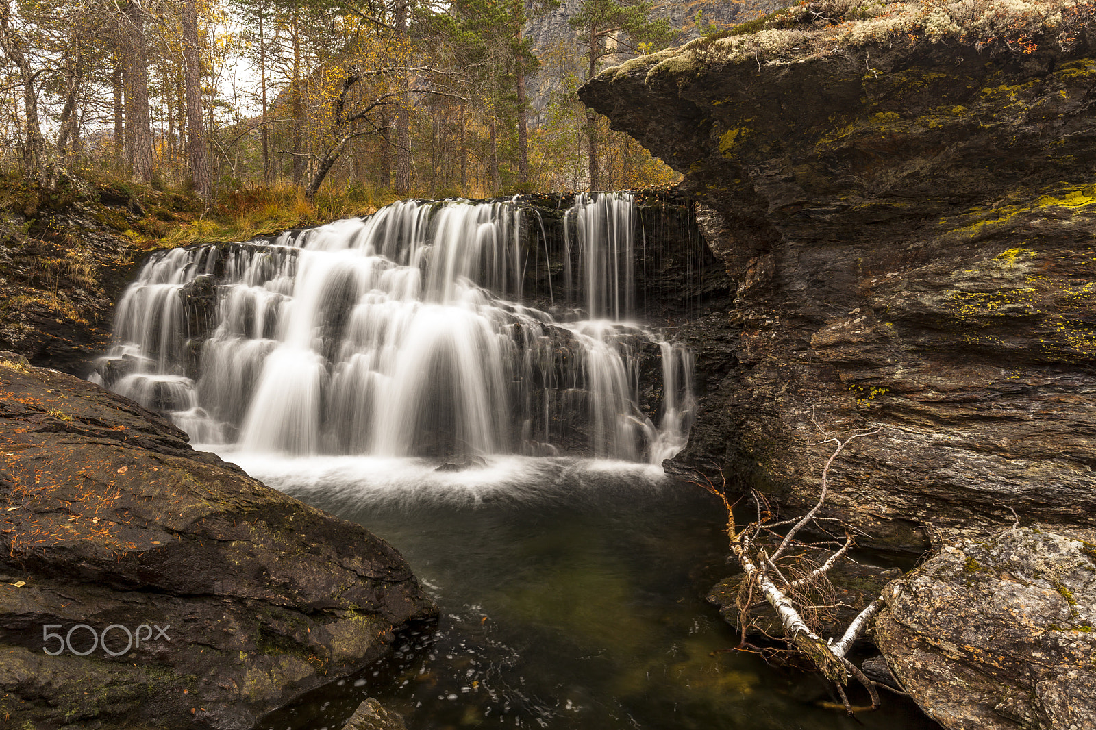 Canon EOS 5D Mark II + Canon EF 16-35mm F4L IS USM sample photo. Waterfall photography