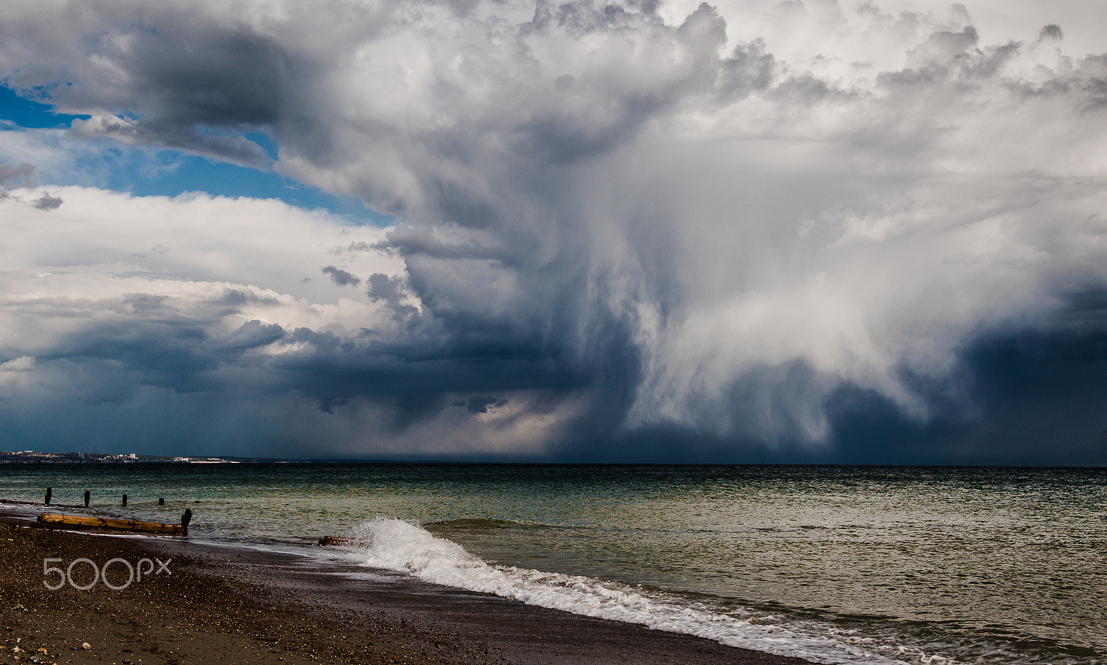 Nikon D5 + Sigma 24-105mm F4 DG OS HSM Art sample photo. Storm at sea photography